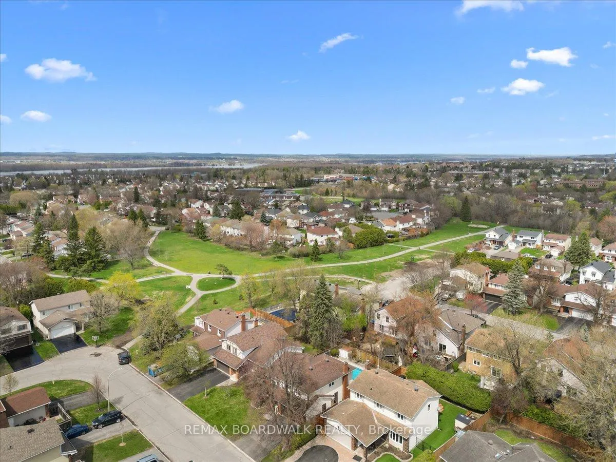 Photo 35 of 1195 St Jerome Crescent, Ottawa, Convent Glen North — HOMEH