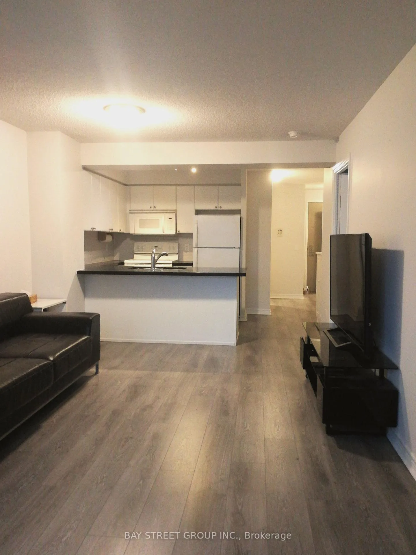Photo 5 of Unit 1703, 763 Bay Street, Toronto, Bay Street Corridor — HOMEH