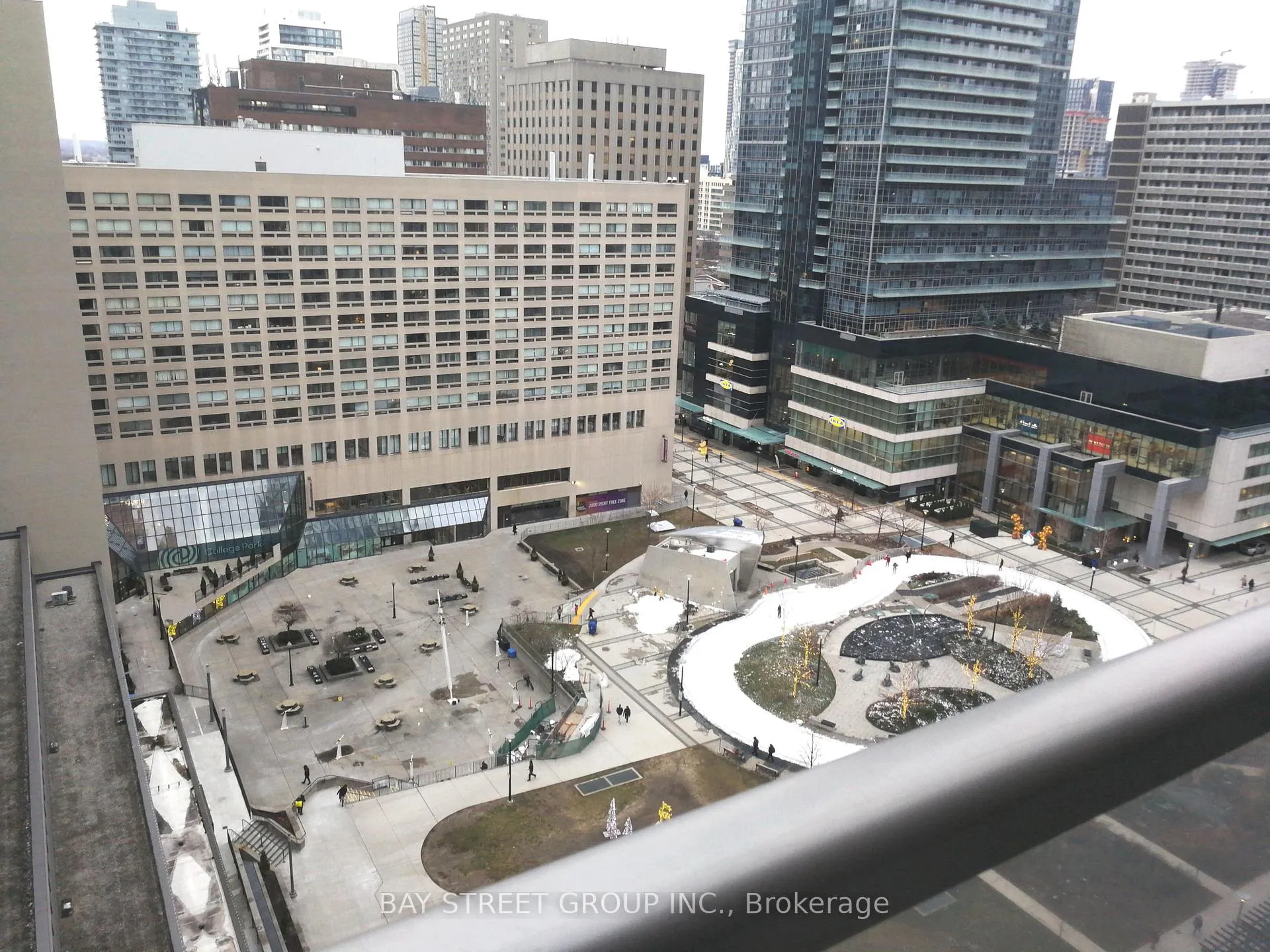 Photo 11 of Unit 1703, 763 Bay Street, Toronto, Bay Street Corridor — HOMEH