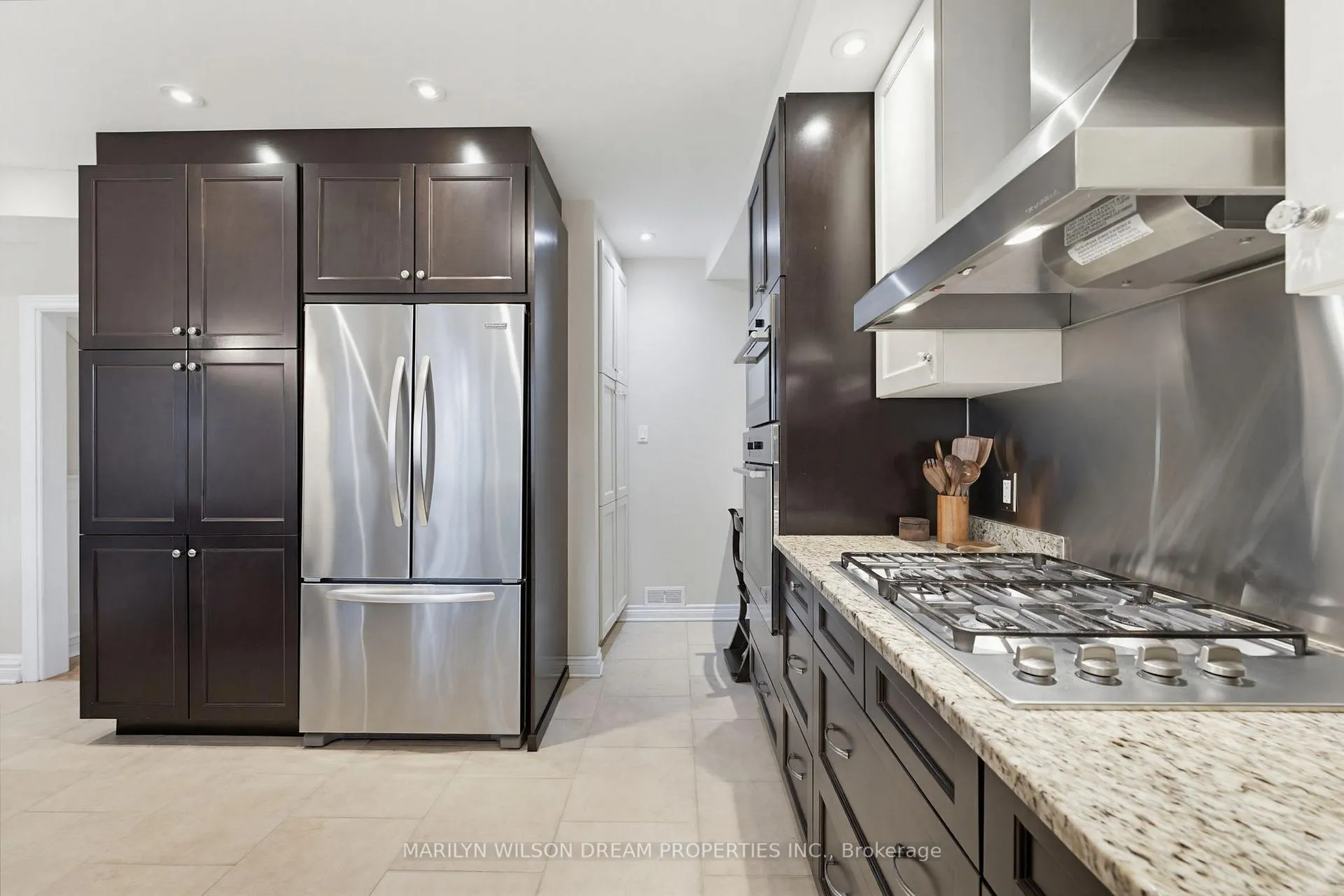 Photo 9 of 16 Avenue Road, Ottawa, Old Ottawa South/Rideau Gardens — HOMEH