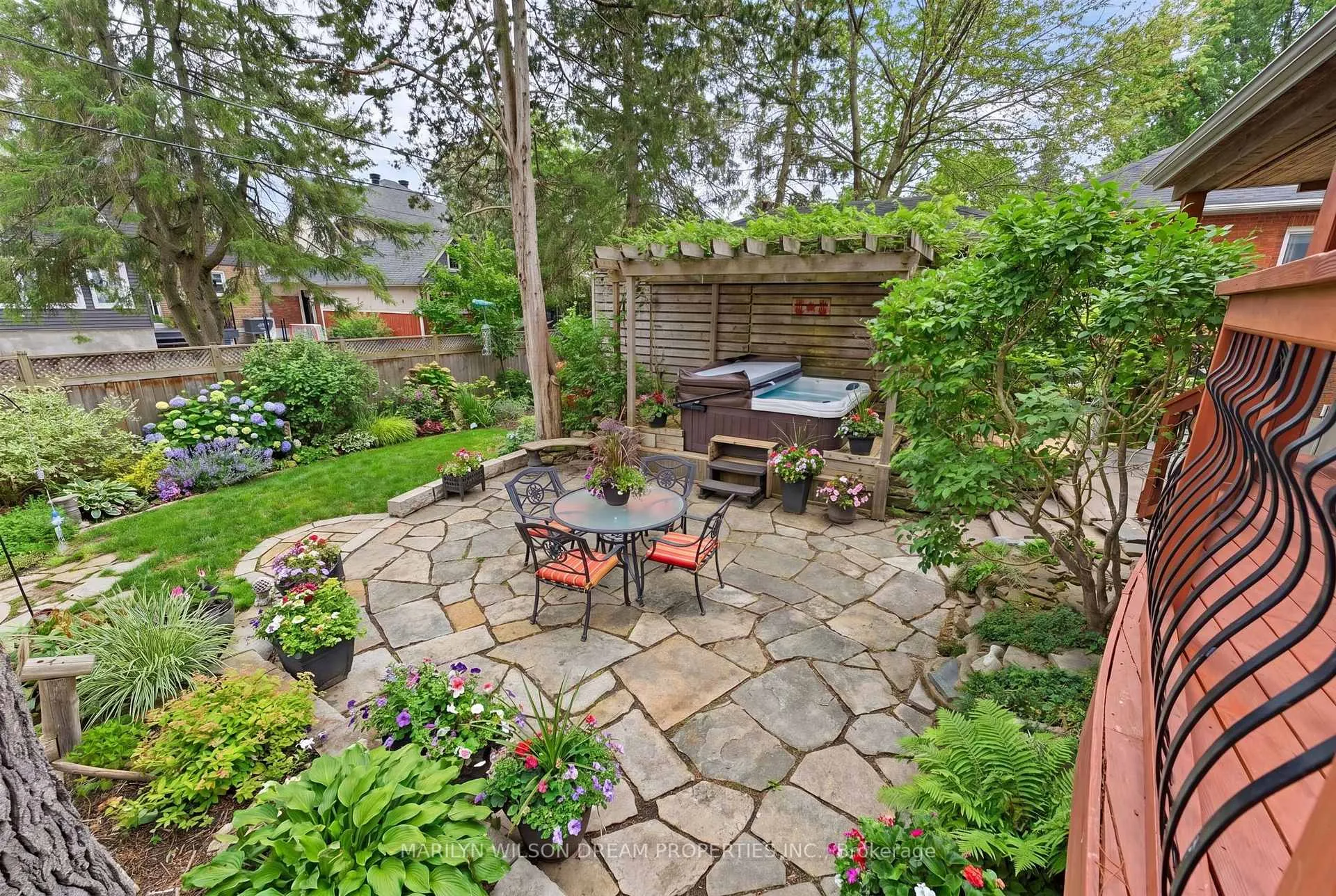 Photo 36 of 16 Avenue Road, Ottawa, Old Ottawa South/Rideau Gardens — HOMEH