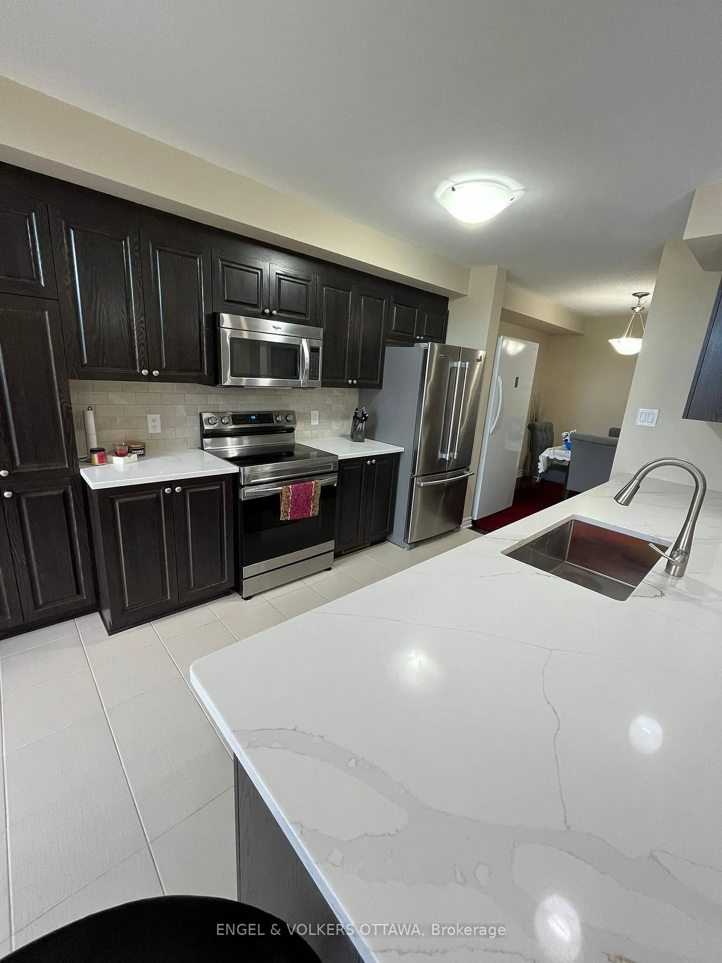 Photo 12 of 440 Barrick Hill Road, Ottawa, Kanata - Emerald Meadows/Trailwest — HOMEH