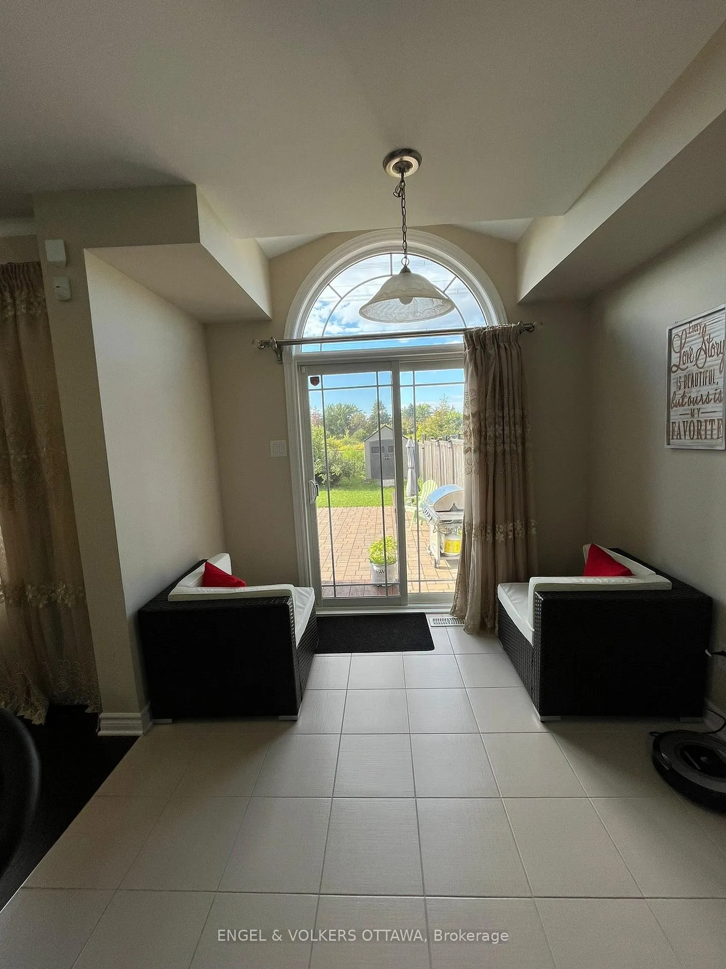 Photo 14 of 440 Barrick Hill Road, Ottawa, Kanata - Emerald Meadows/Trailwest — HOMEH