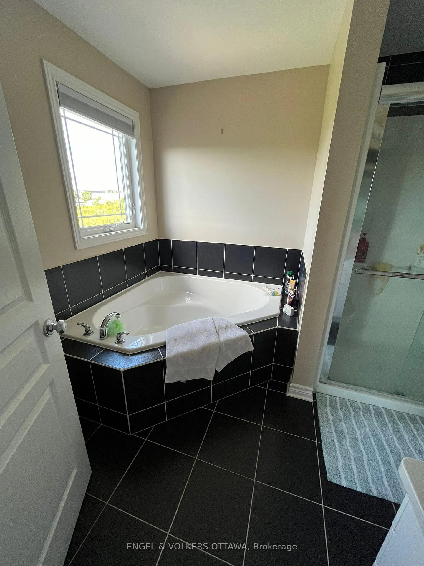 Photo 21 of 440 Barrick Hill Road, Ottawa, Kanata - Emerald Meadows/Trailwest — HOMEH
