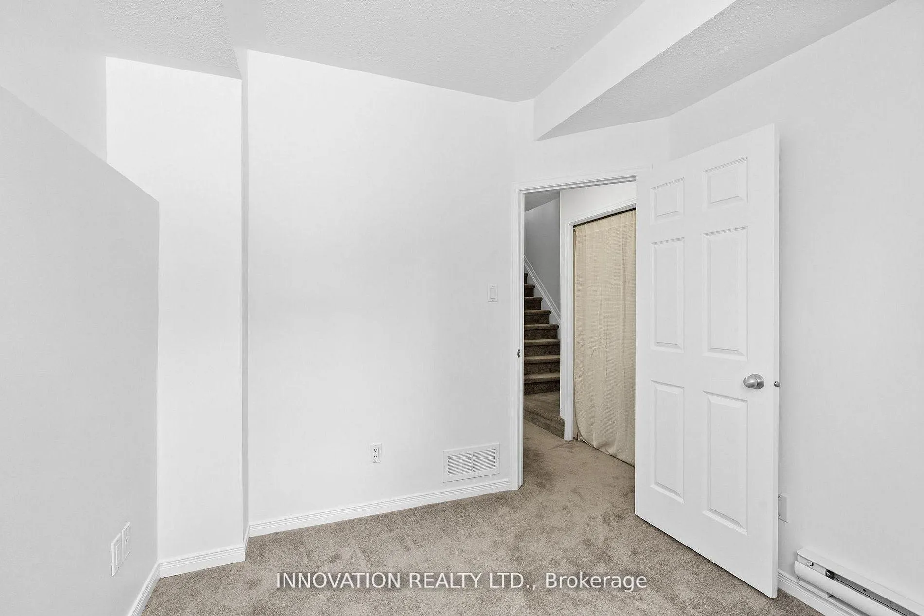 Photo 22 of Unit 9, 1032 Redtail Private, Ottawa, Cyrville — HOMEH