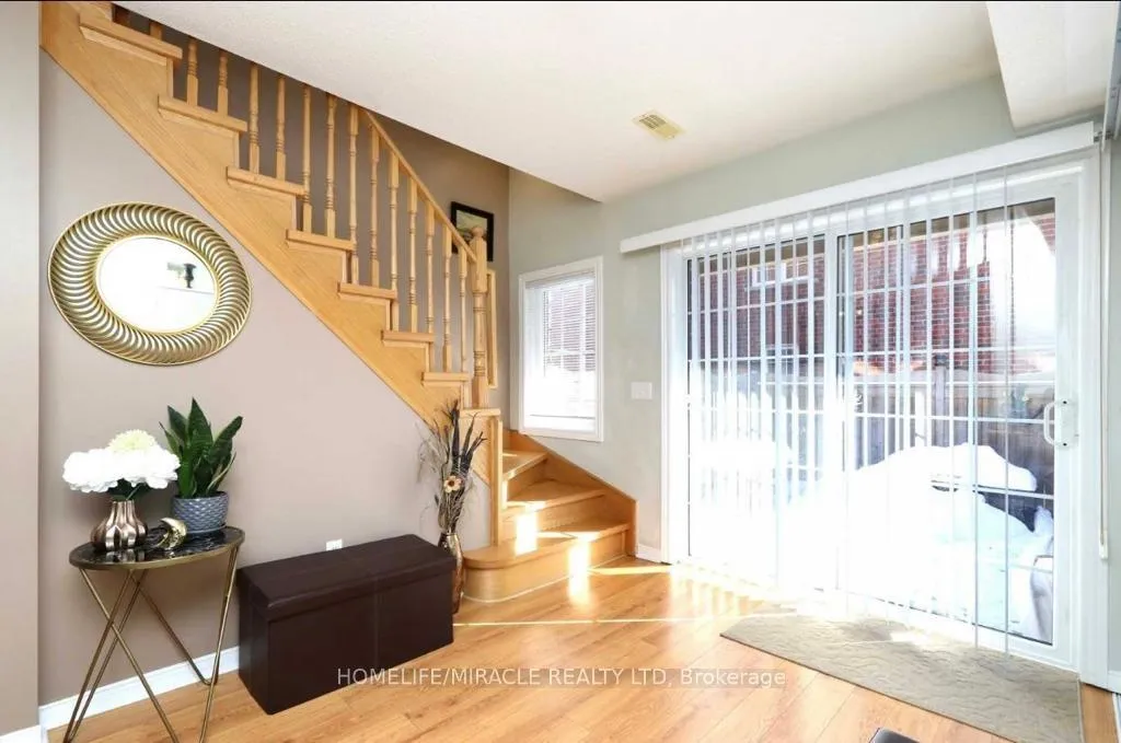 Photo 2 of 29 Denison Avenue, Brampton, Downtown Brampton — HOMEH