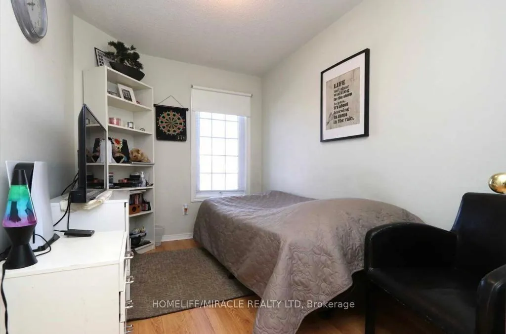 Photo 3 of 29 Denison Avenue, Brampton, Downtown Brampton — HOMEH