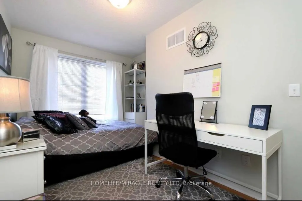 Photo 7 of 29 Denison Avenue, Brampton, Downtown Brampton — HOMEH
