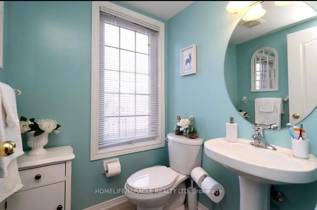 Photo 8 of 29 Denison Avenue, Brampton, Downtown Brampton — HOMEH
