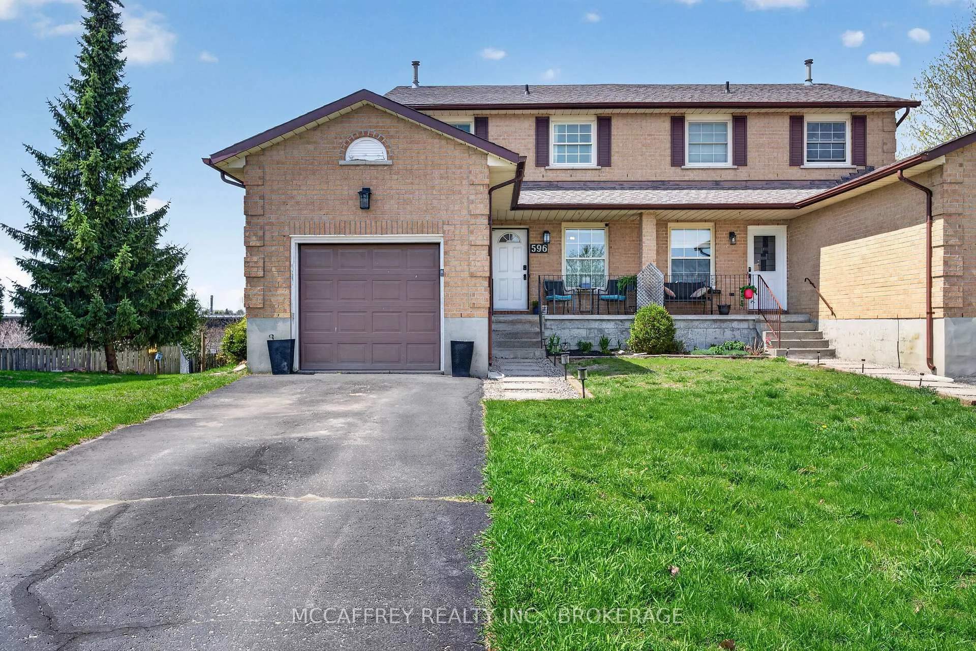 Front of 596 Whistler Terrace