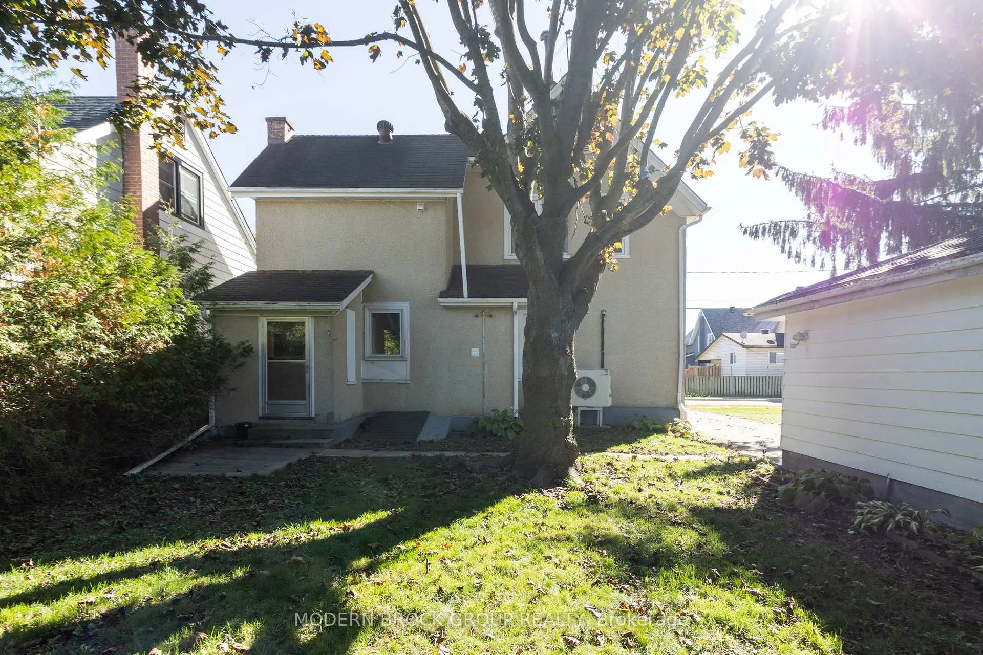 Photo 6 of 44 Havelock Street, Brockville — HOMEH