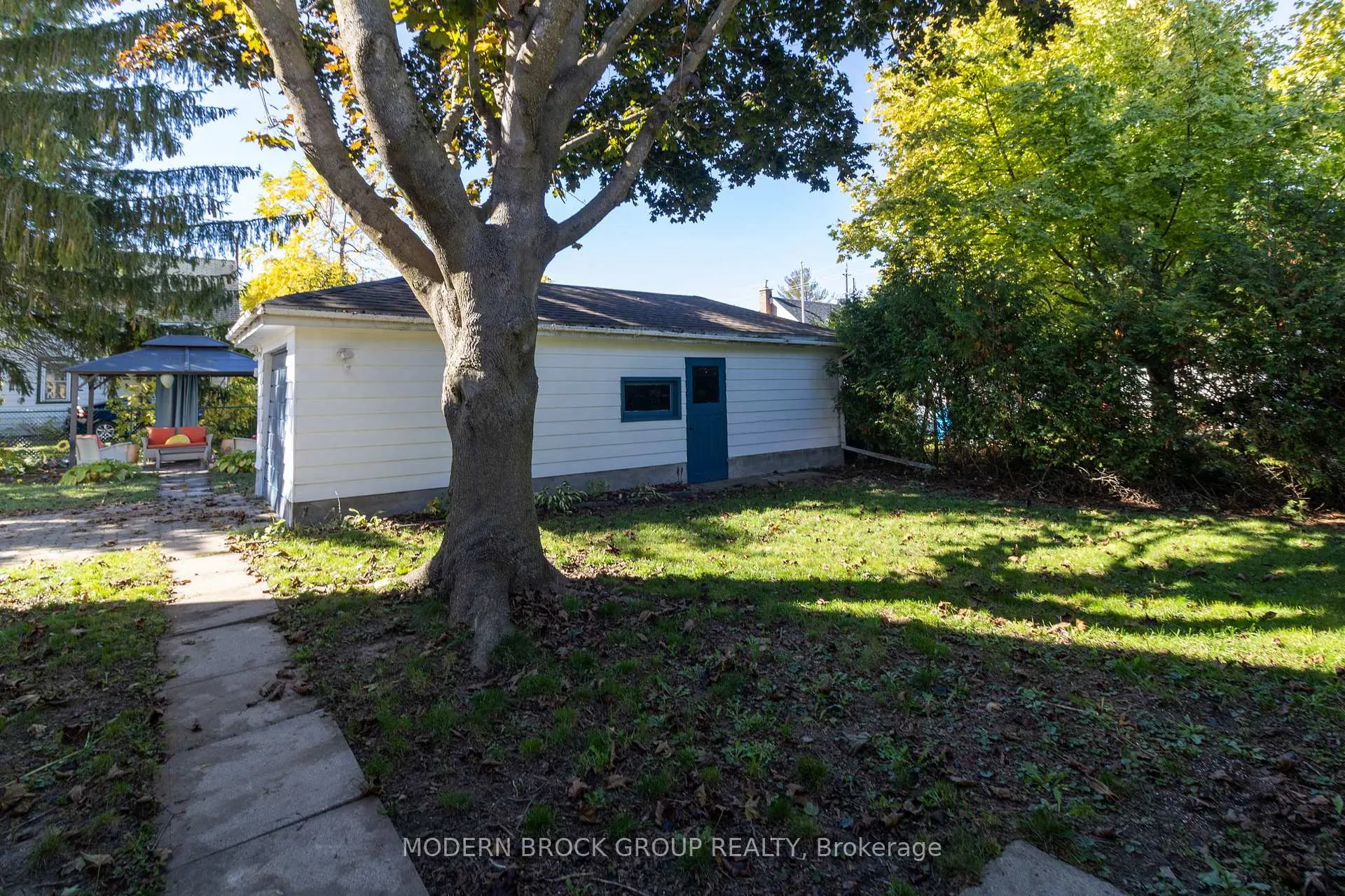 Photo 7 of 44 Havelock Street, Brockville — HOMEH