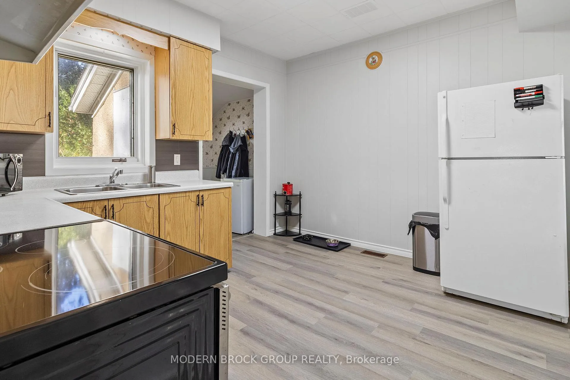 Photo 20 of 44 Havelock Street, Brockville — HOMEH