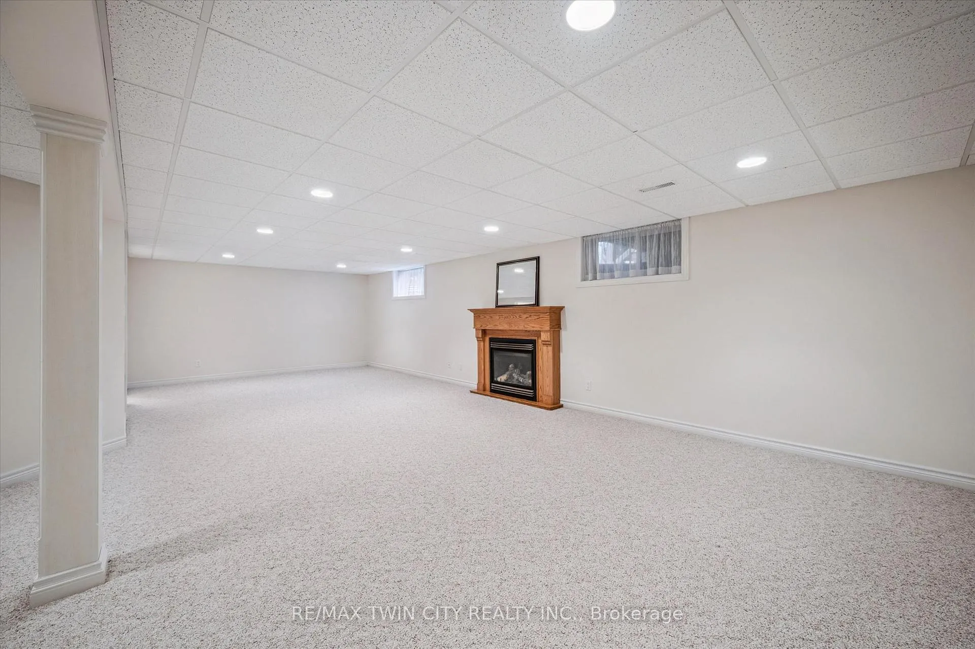 Photo 13 of Unit 9, 100 Idle Creek Drive, Kitchener — HOMEH
