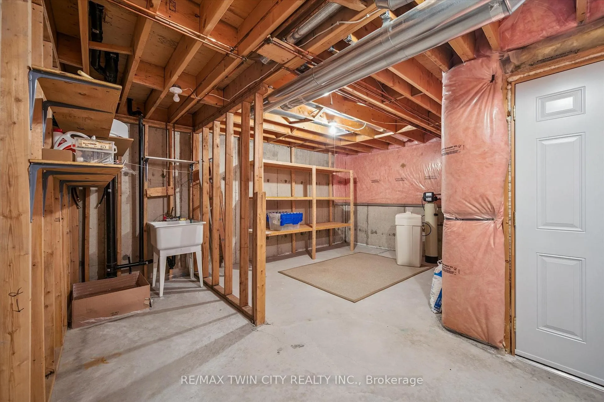 Photo 19 of Unit 9, 100 Idle Creek Drive, Kitchener — HOMEH
