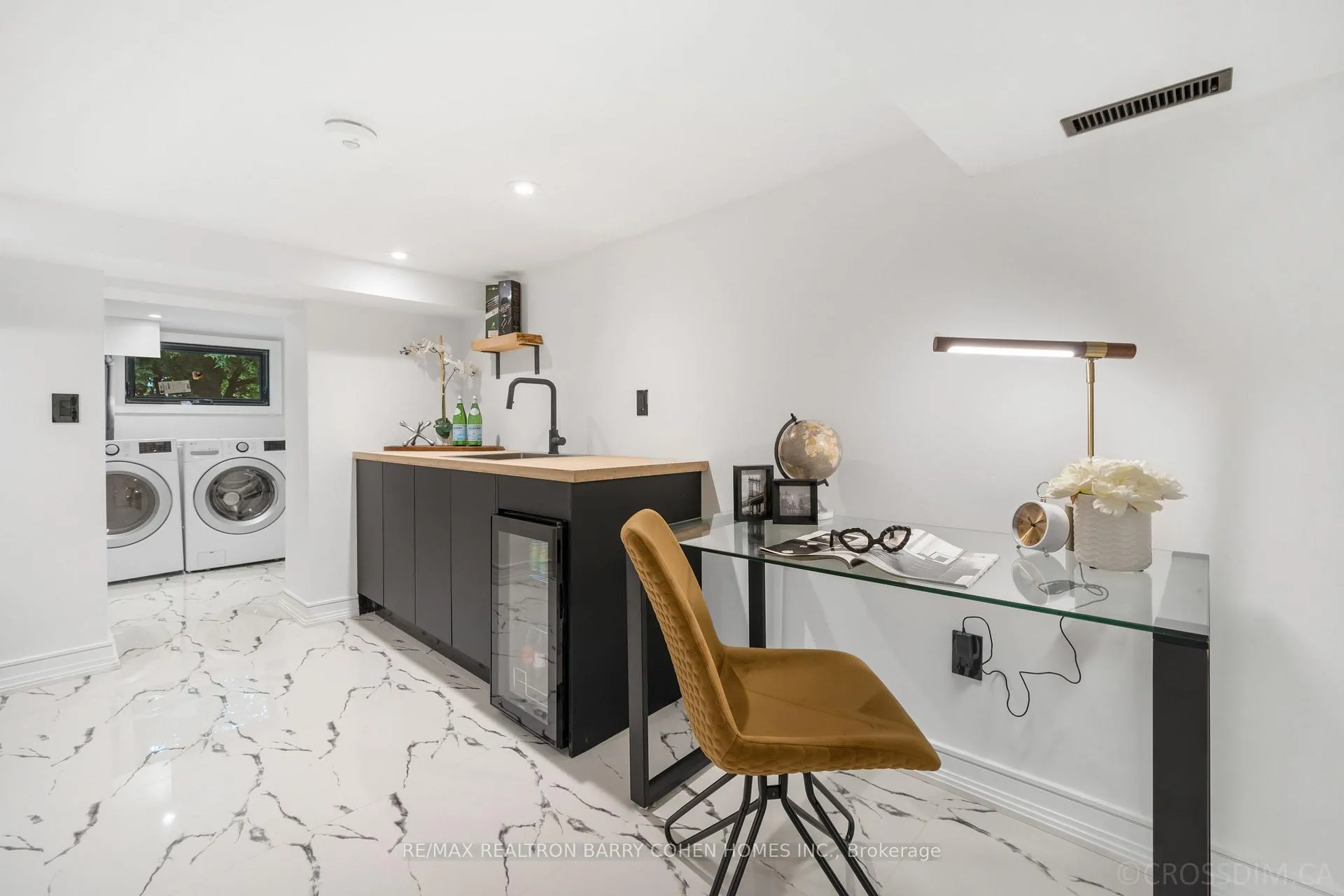Photo 24 of 12 Fairfield Road, Toronto, Mount Pleasant East — HOMEH