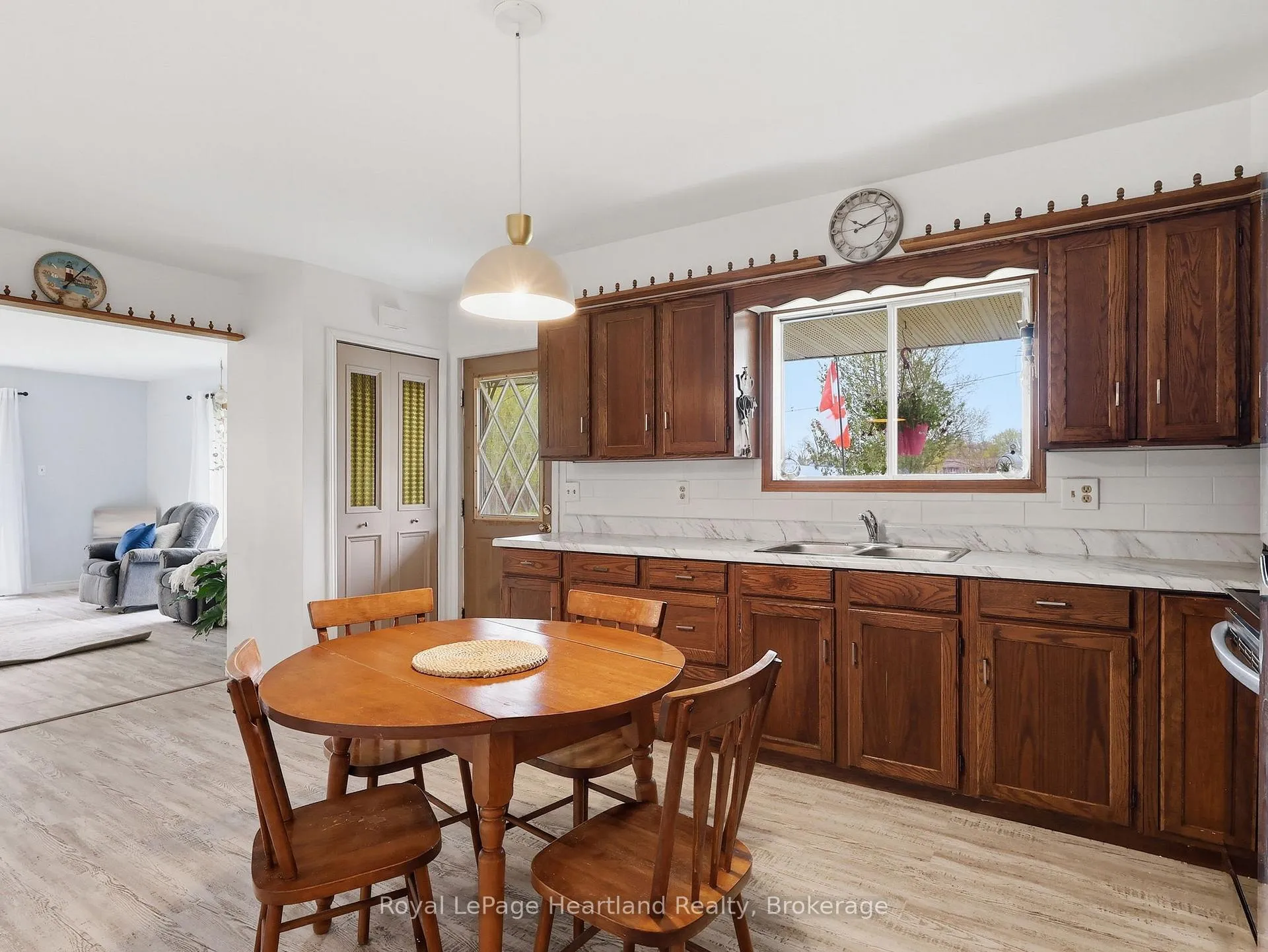 Photo 12 of 21 Brown Street S, Minto — HOMEH