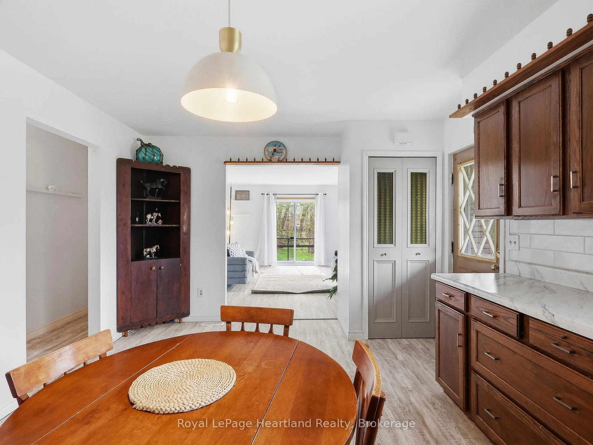 Photo 13 of 21 Brown Street S, Minto — HOMEH