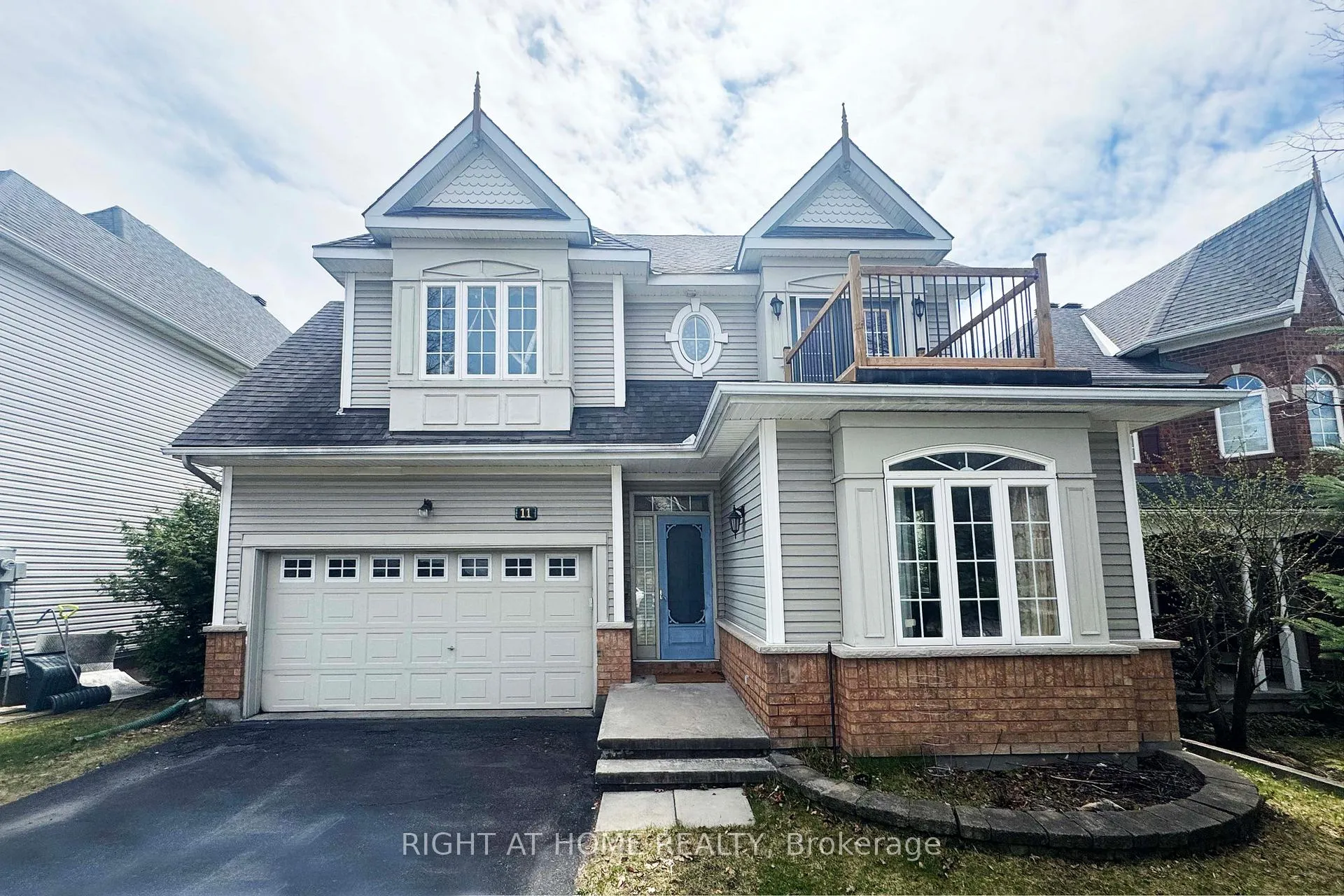Photo 1 of 11 Cheltonia Way, Ottawa, Kanata - Kanata Lakes/Heritage Hills — HOMEH