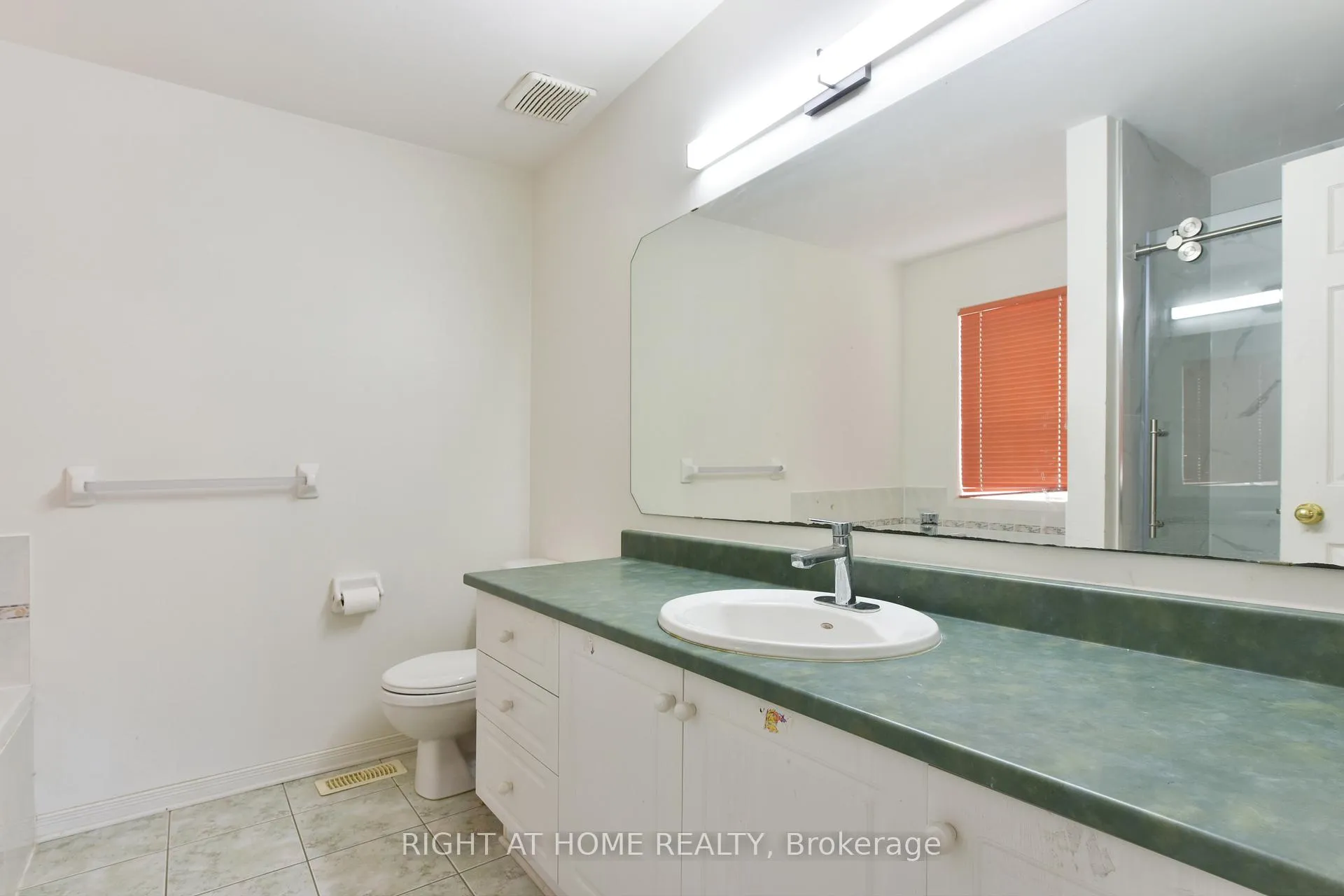 Photo 19 of 11 Cheltonia Way, Ottawa, Kanata - Kanata Lakes/Heritage Hills — HOMEH