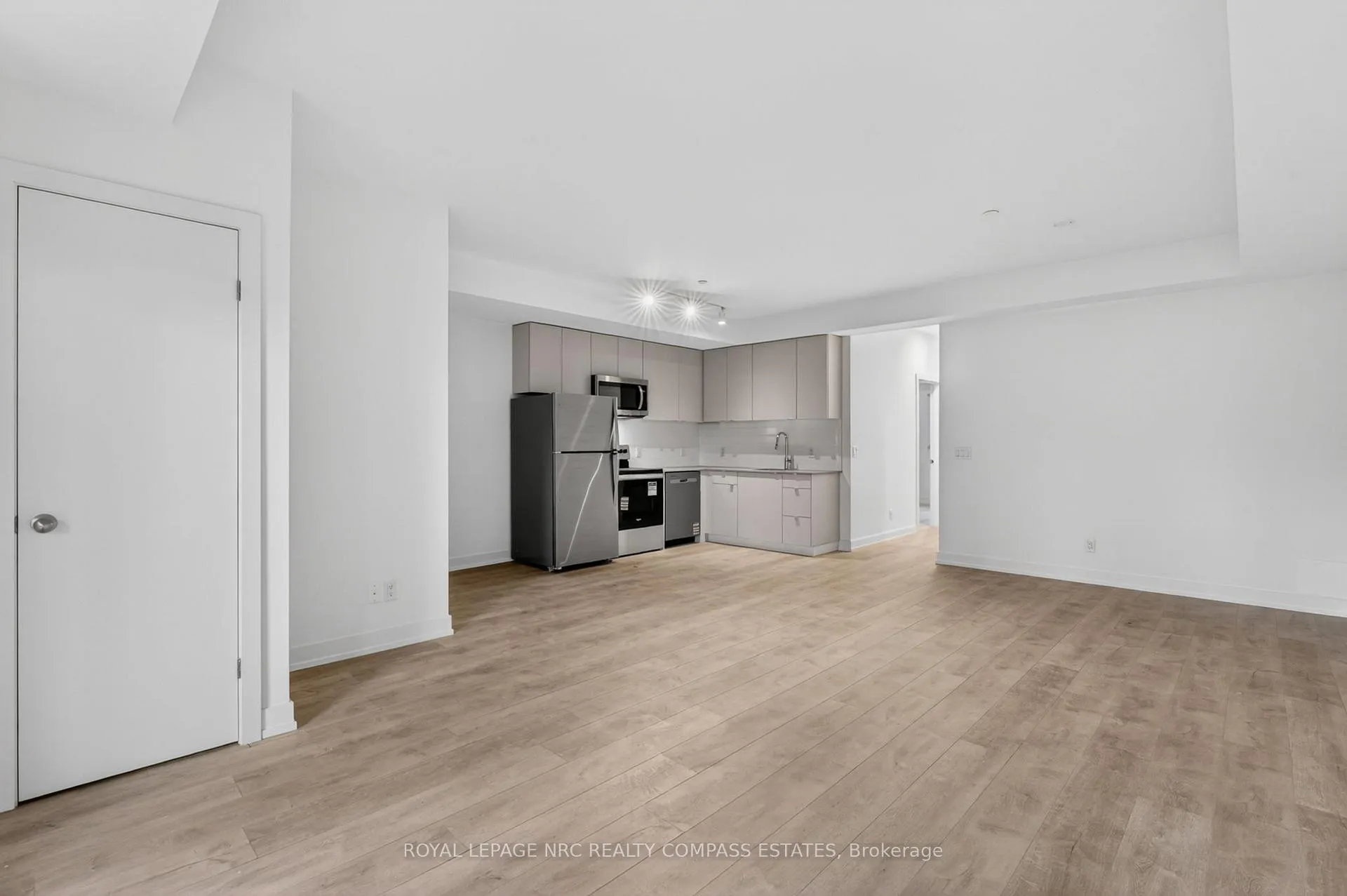 Photo 6 of Unit 108B, 16 Melbourne Avenue, St. Catharines, E. Chester — HOMEH