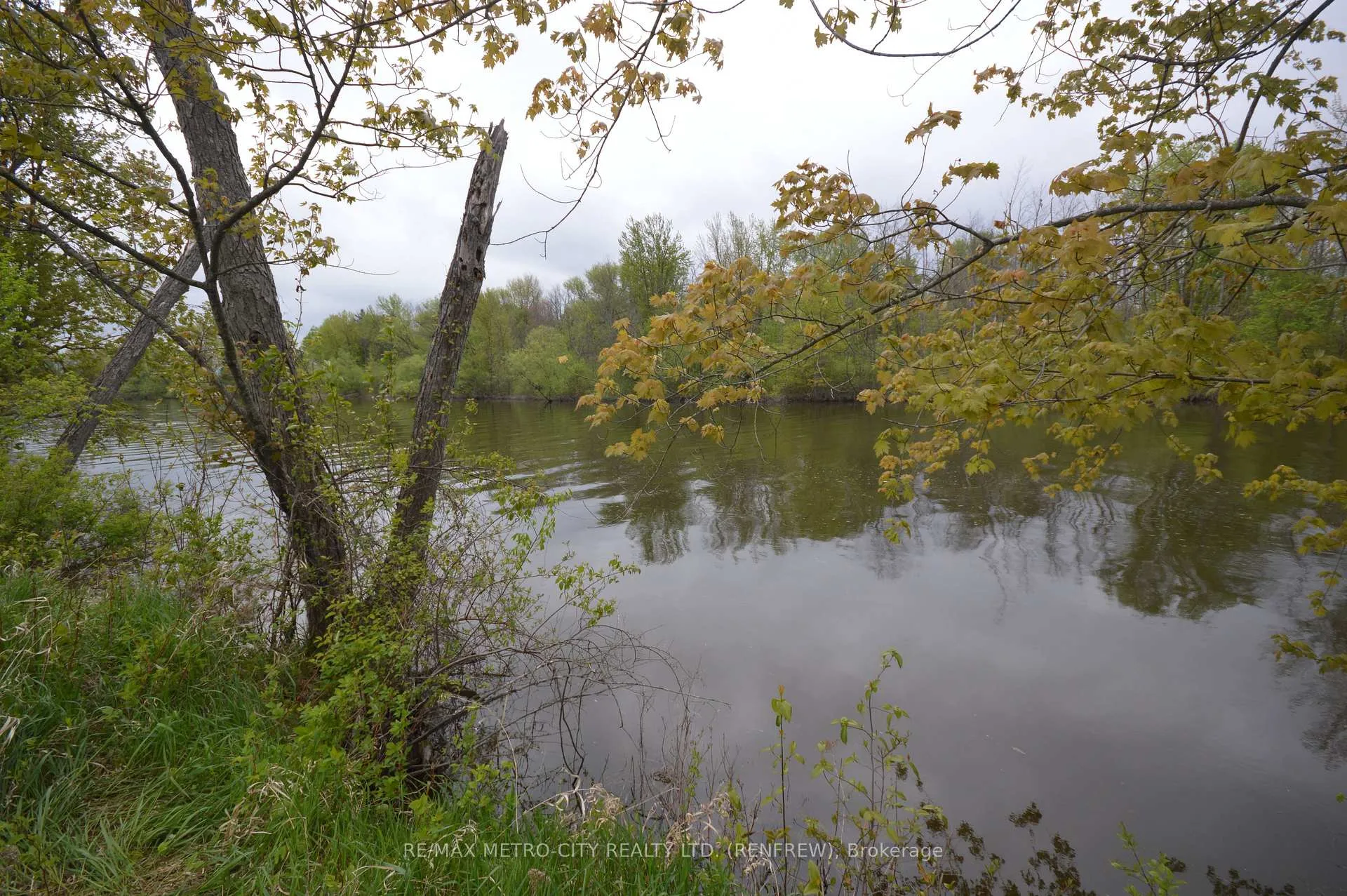 Photo of 00 River Road