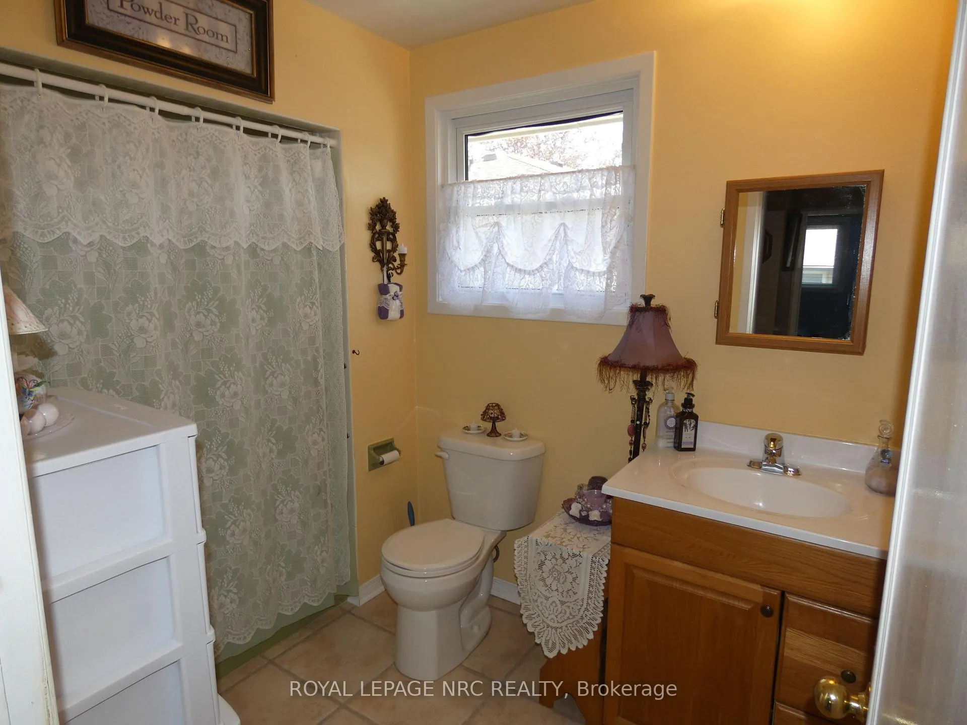 Photo 13 of 2909 Henley Avenue, Niagara Falls, Church's Lane — HOMEH