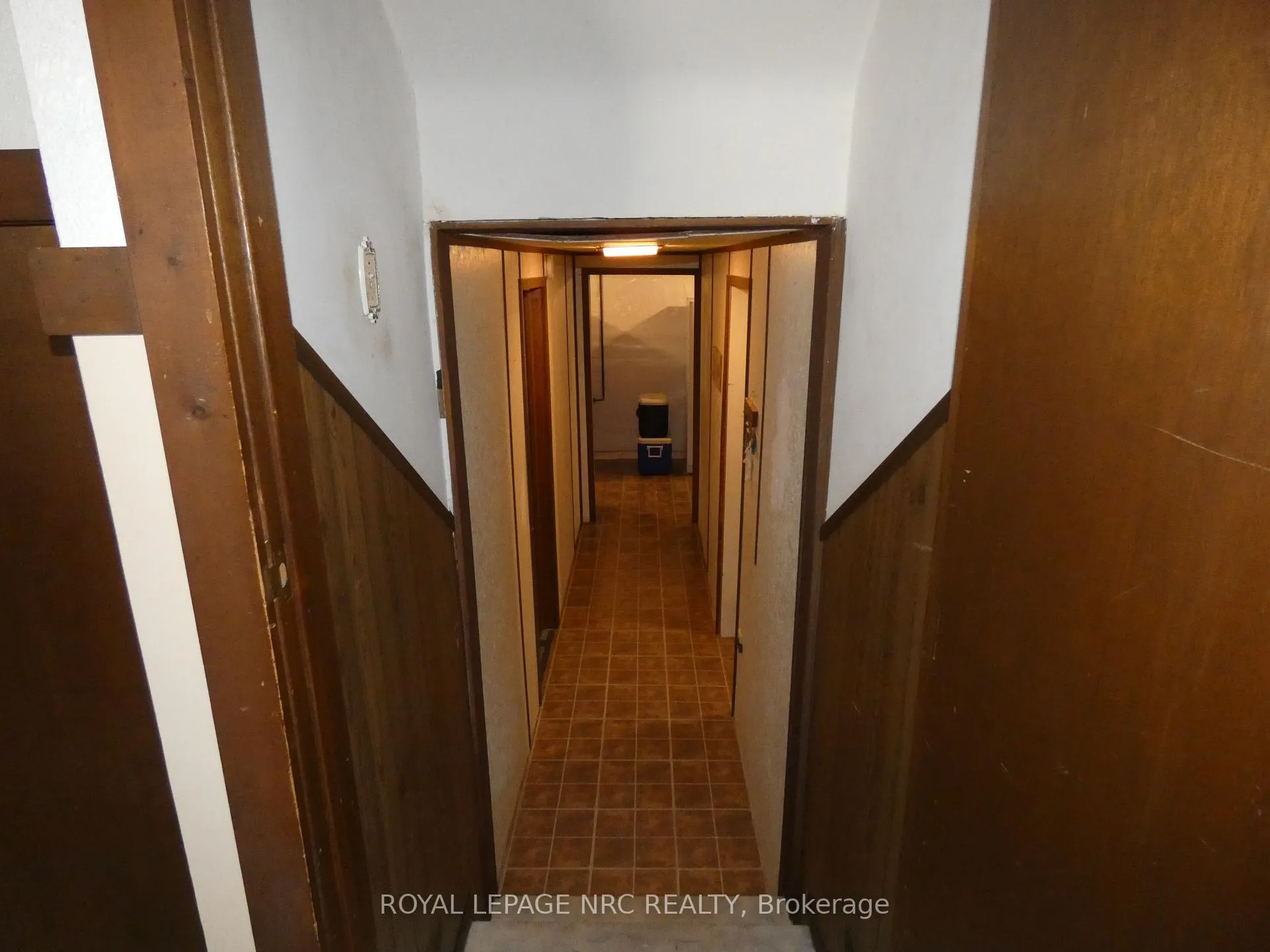 Photo 17 of 2909 Henley Avenue, Niagara Falls, Church's Lane — HOMEH