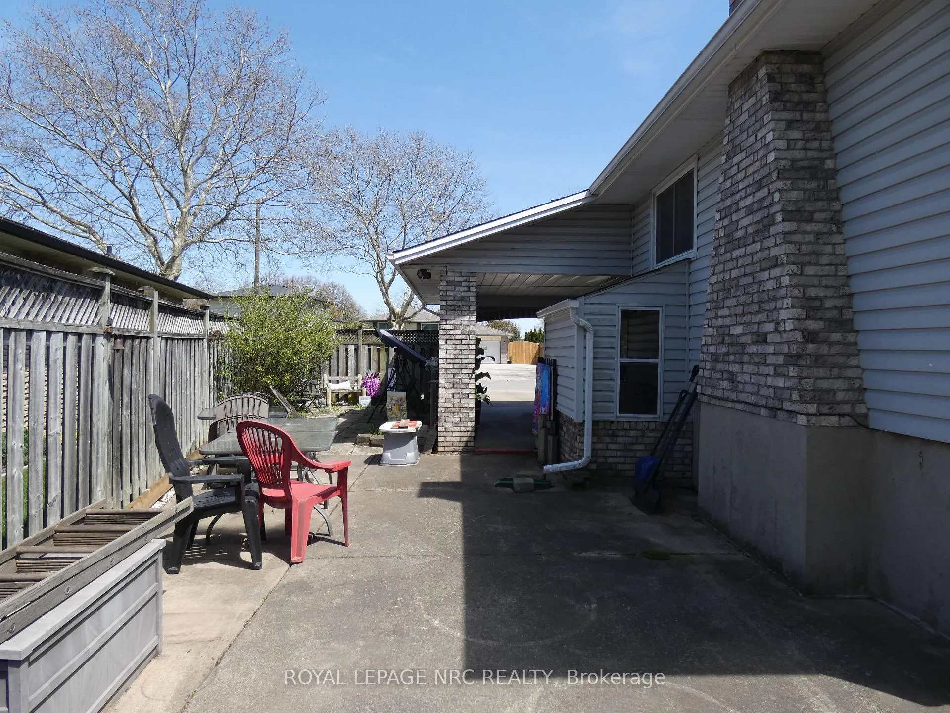 Photo 21 of 2909 Henley Avenue, Niagara Falls, Church's Lane — HOMEH