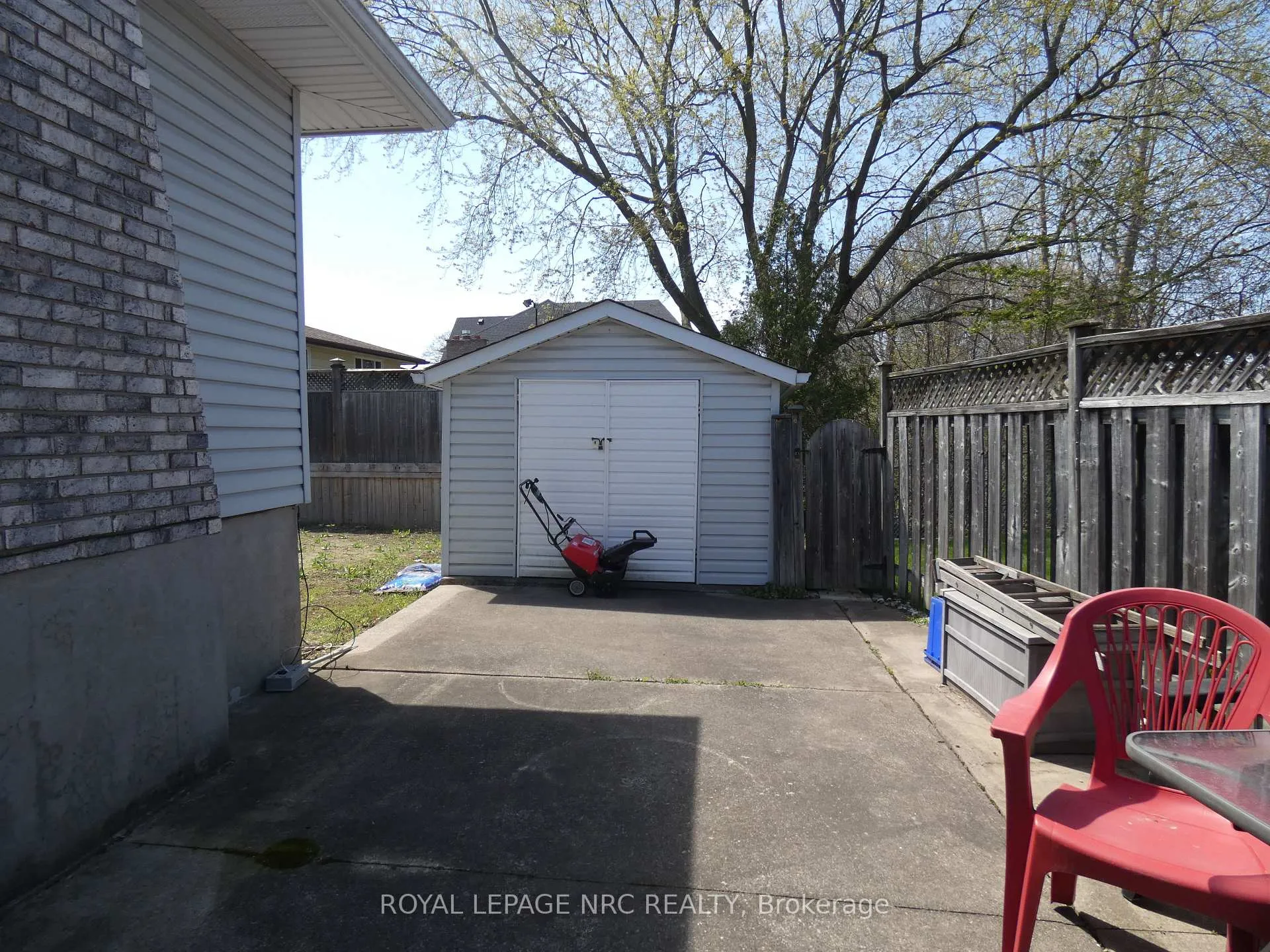 Photo 22 of 2909 Henley Avenue, Niagara Falls, Church's Lane — HOMEH