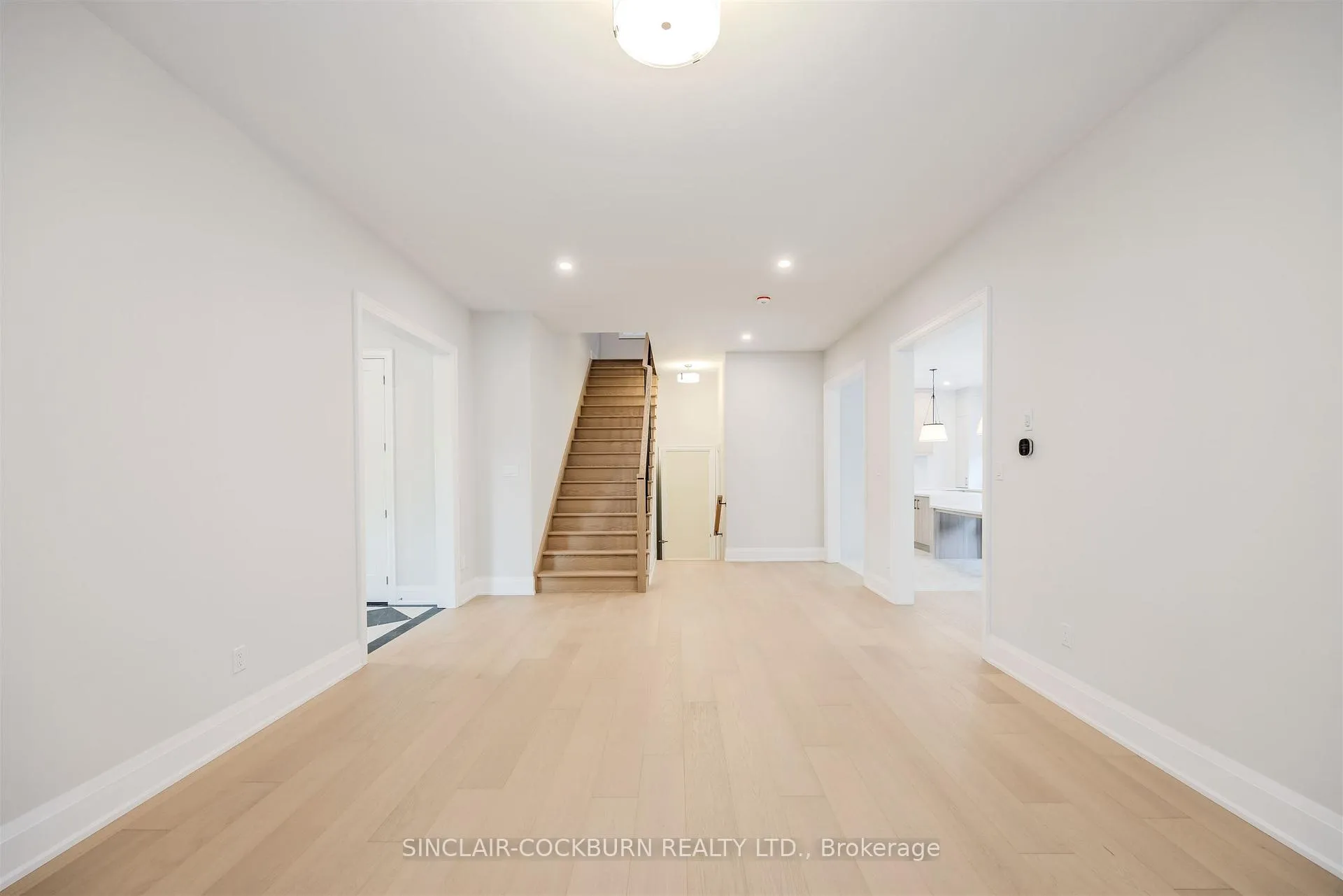 Photo 5 of 198 Prince Regent Street, Markham, Victoria Square — HOMEH