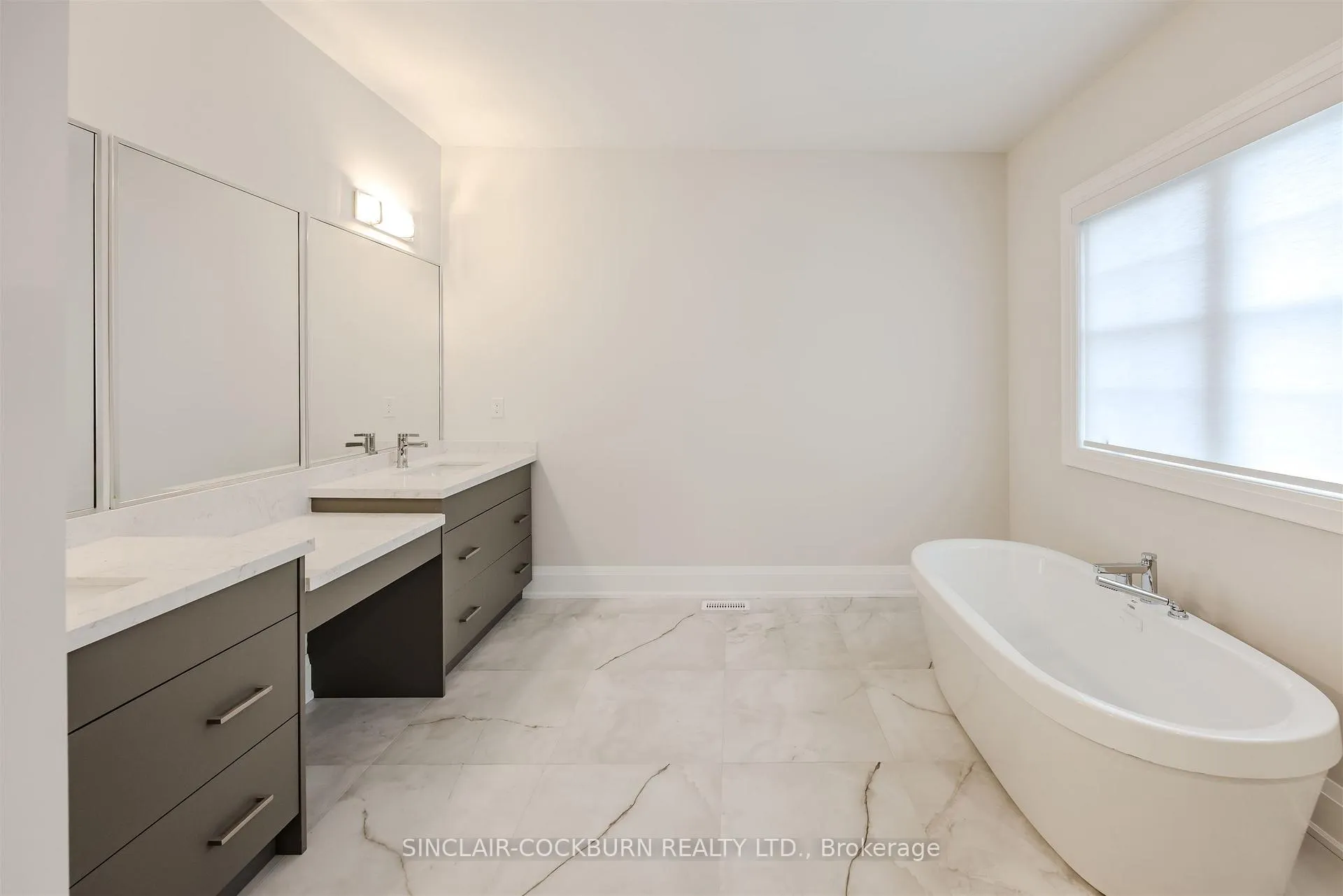 Photo 17 of 198 Prince Regent Street, Markham, Victoria Square — HOMEH