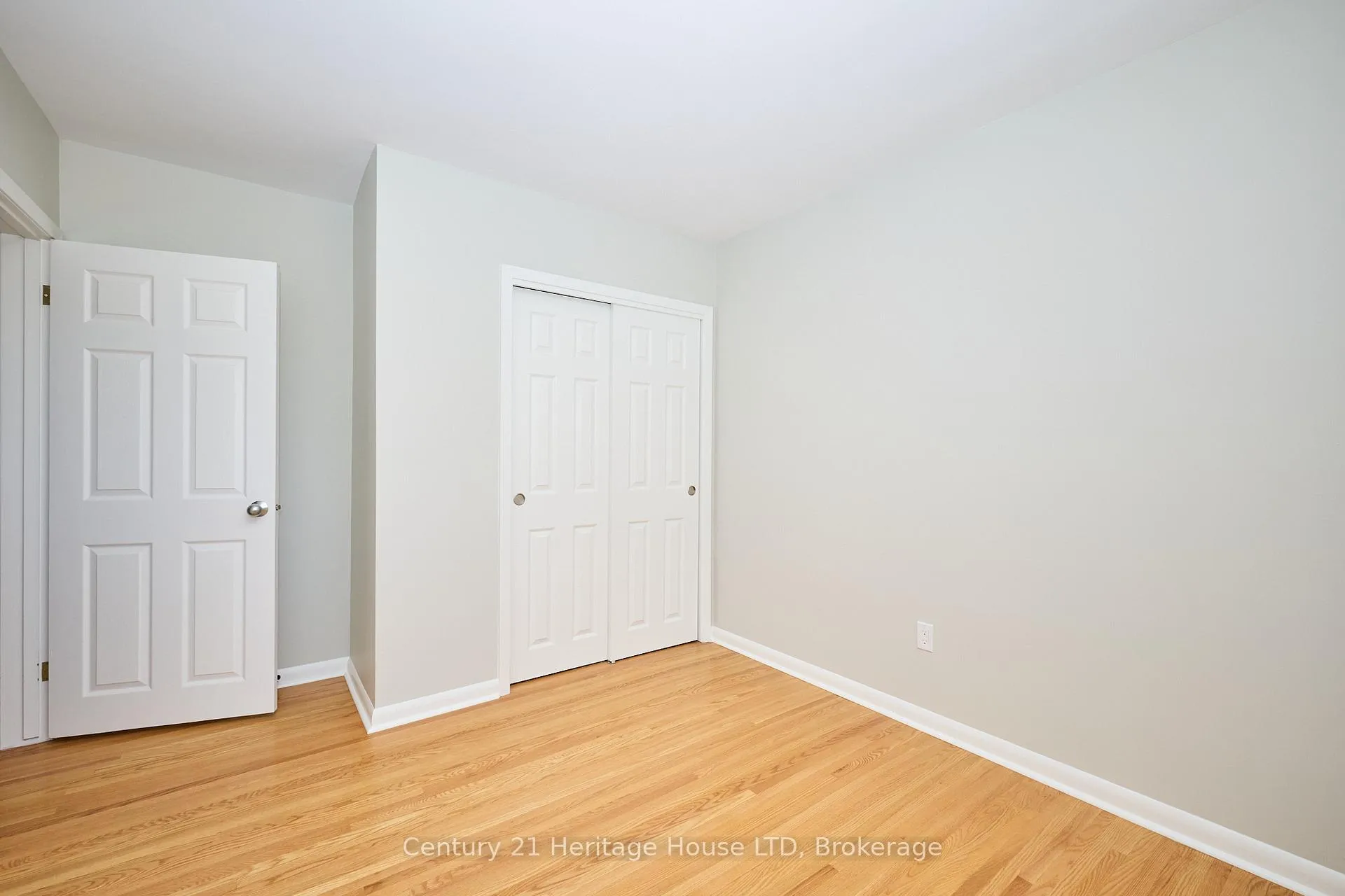 Photo 14 of 148 Champlain Drive, Fort Erie, Central — HOMEH