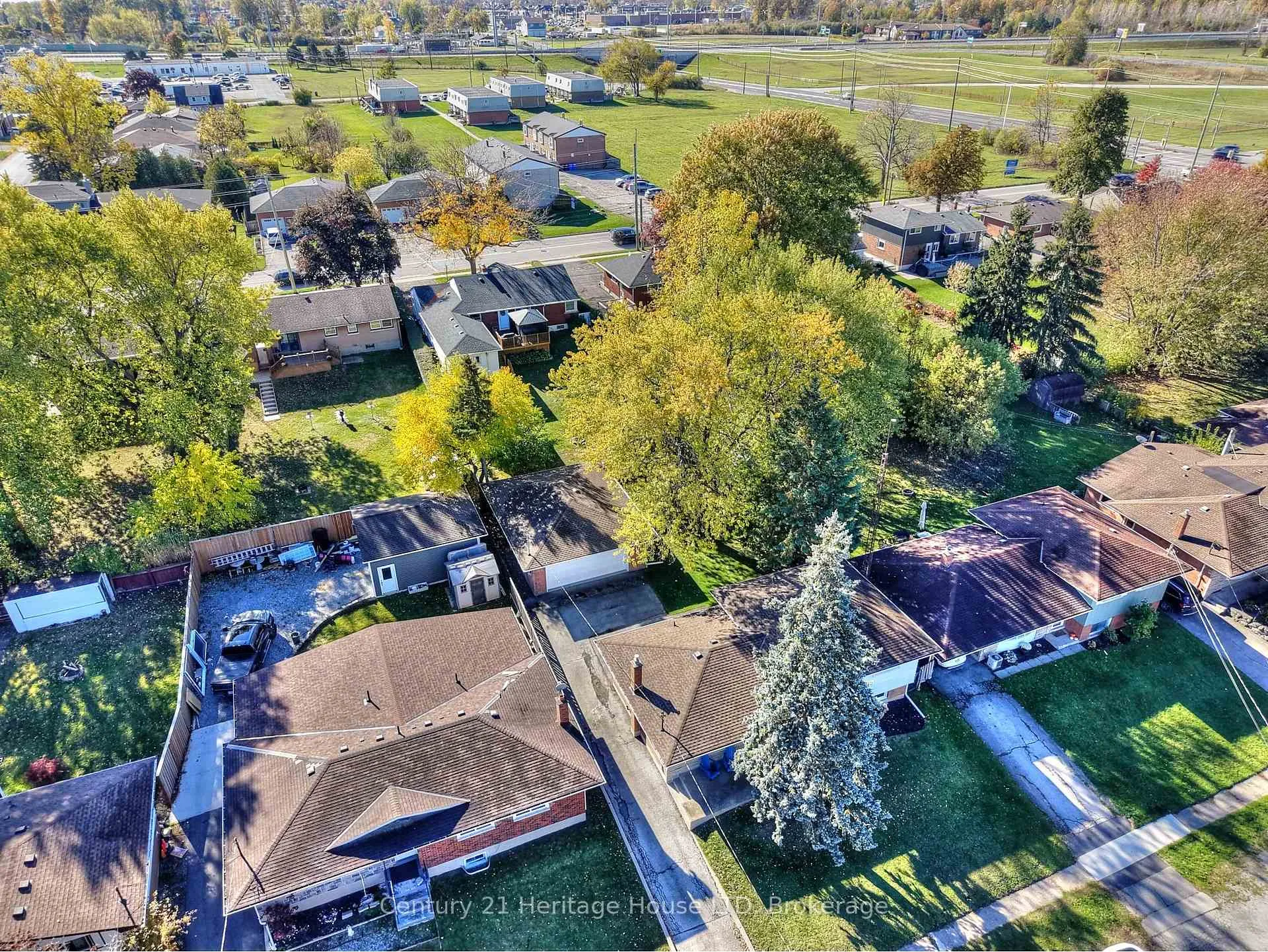 Photo 31 of 148 Champlain Drive, Fort Erie, Central — HOMEH