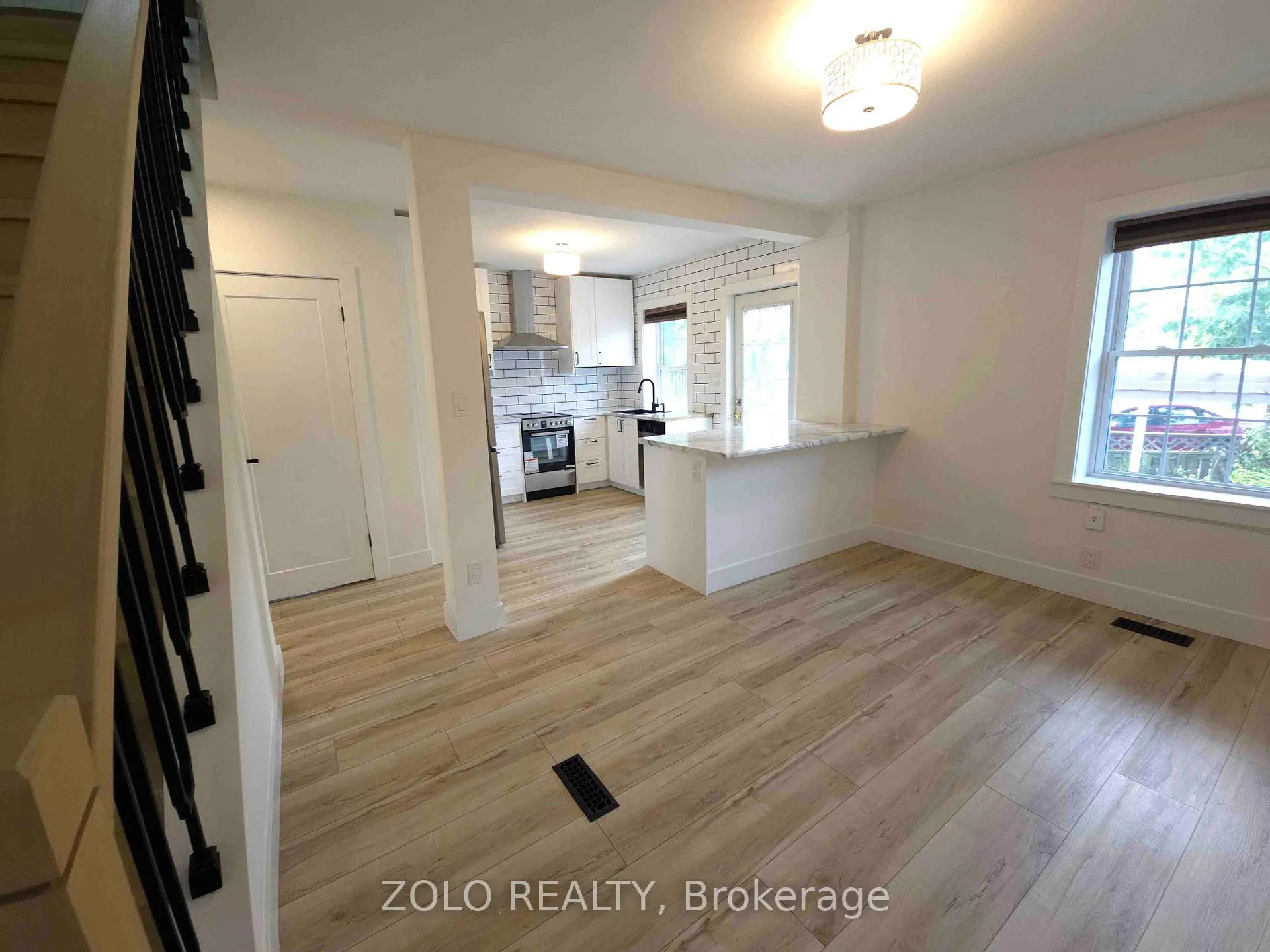 Photo 12 of 1504 King Street E, Hamilton, Delta — HOMEH