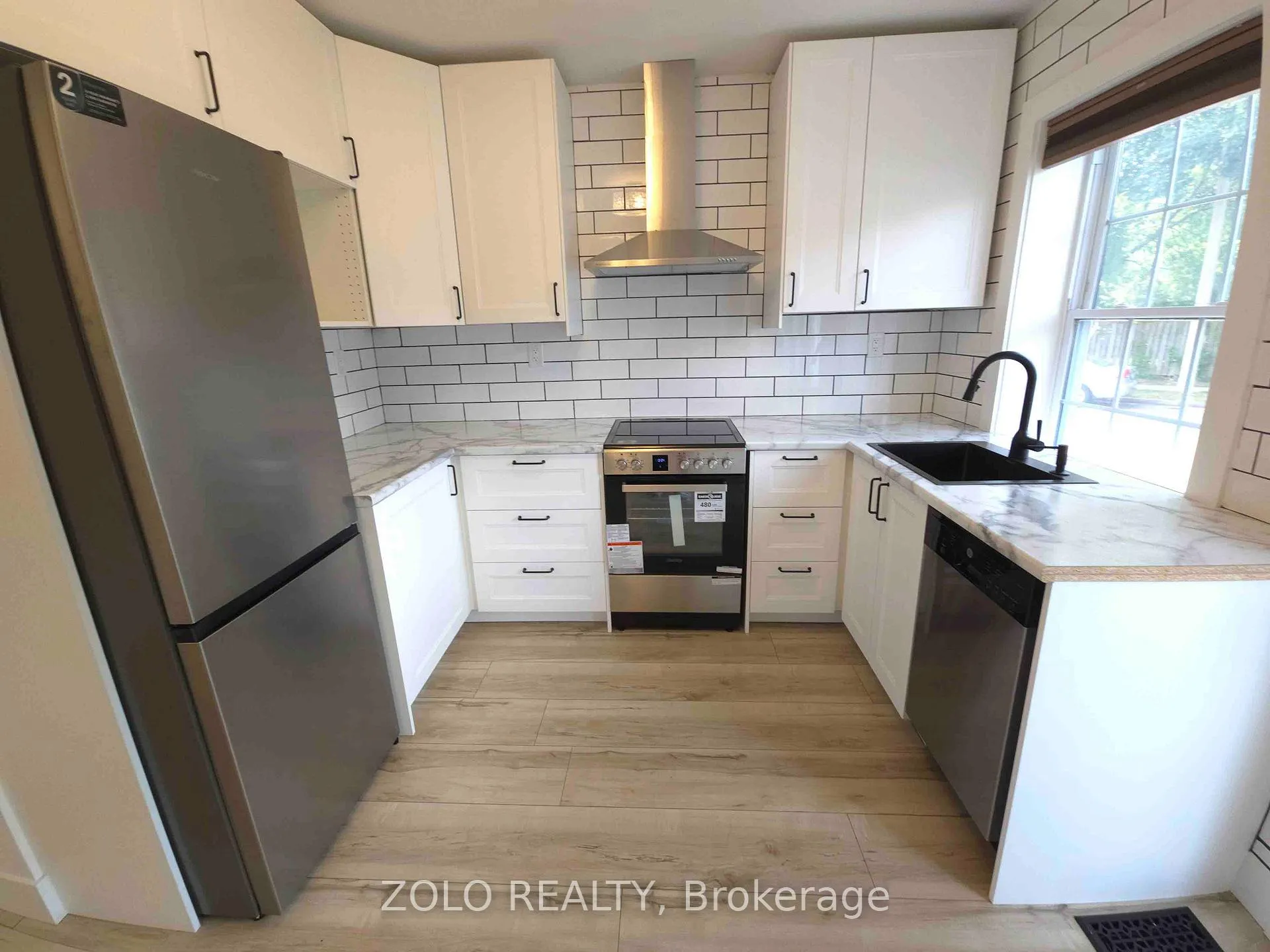 Photo 13 of 1504 King Street E, Hamilton, Delta — HOMEH