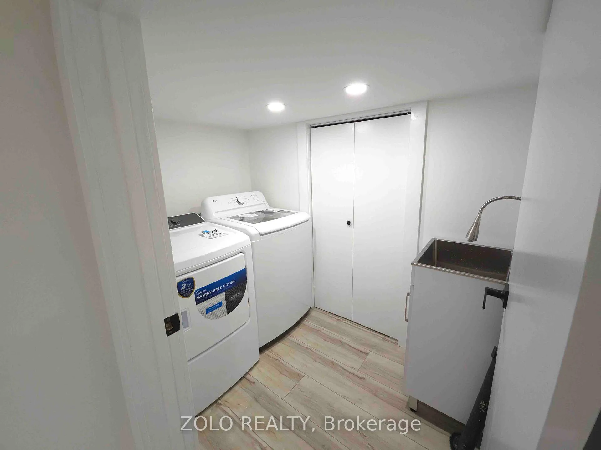 Photo 33 of 1504 King Street E, Hamilton, Delta — HOMEH