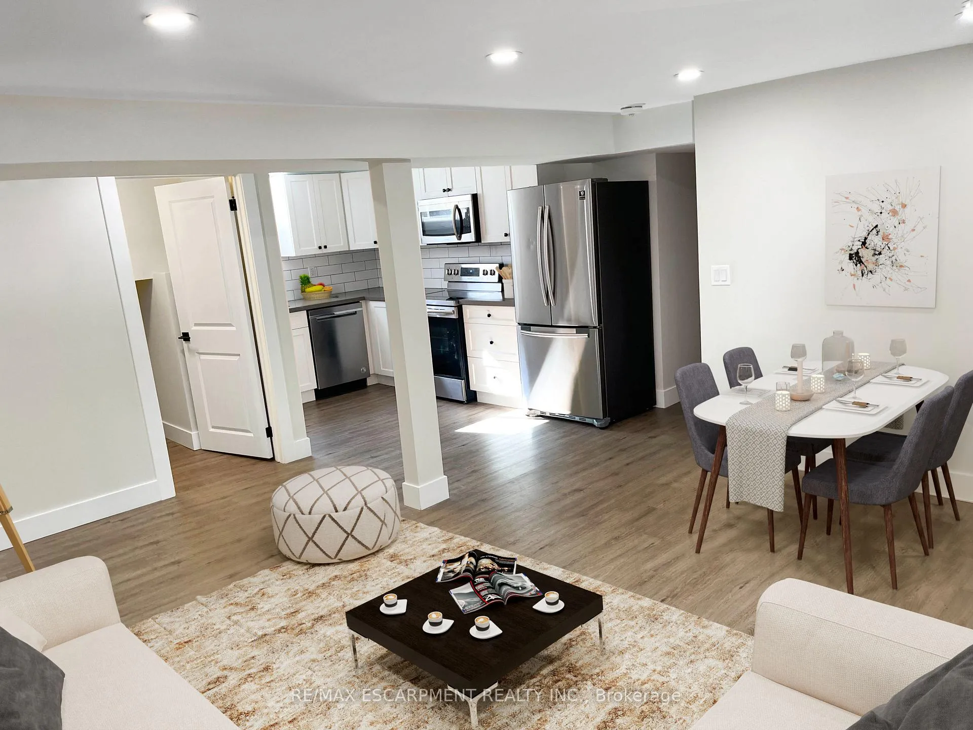 Photo 3 of Unit 2, 8 Alderney Avenue, Hamilton, Hill Park — HOMEH