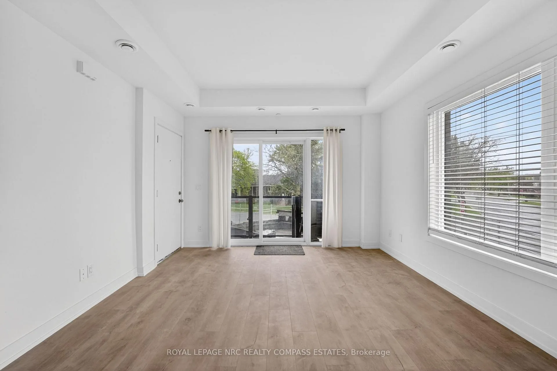 Photo 5 of Unit 201A, 16 Melbourne Avenue, St. Catharines, E. Chester — HOMEH