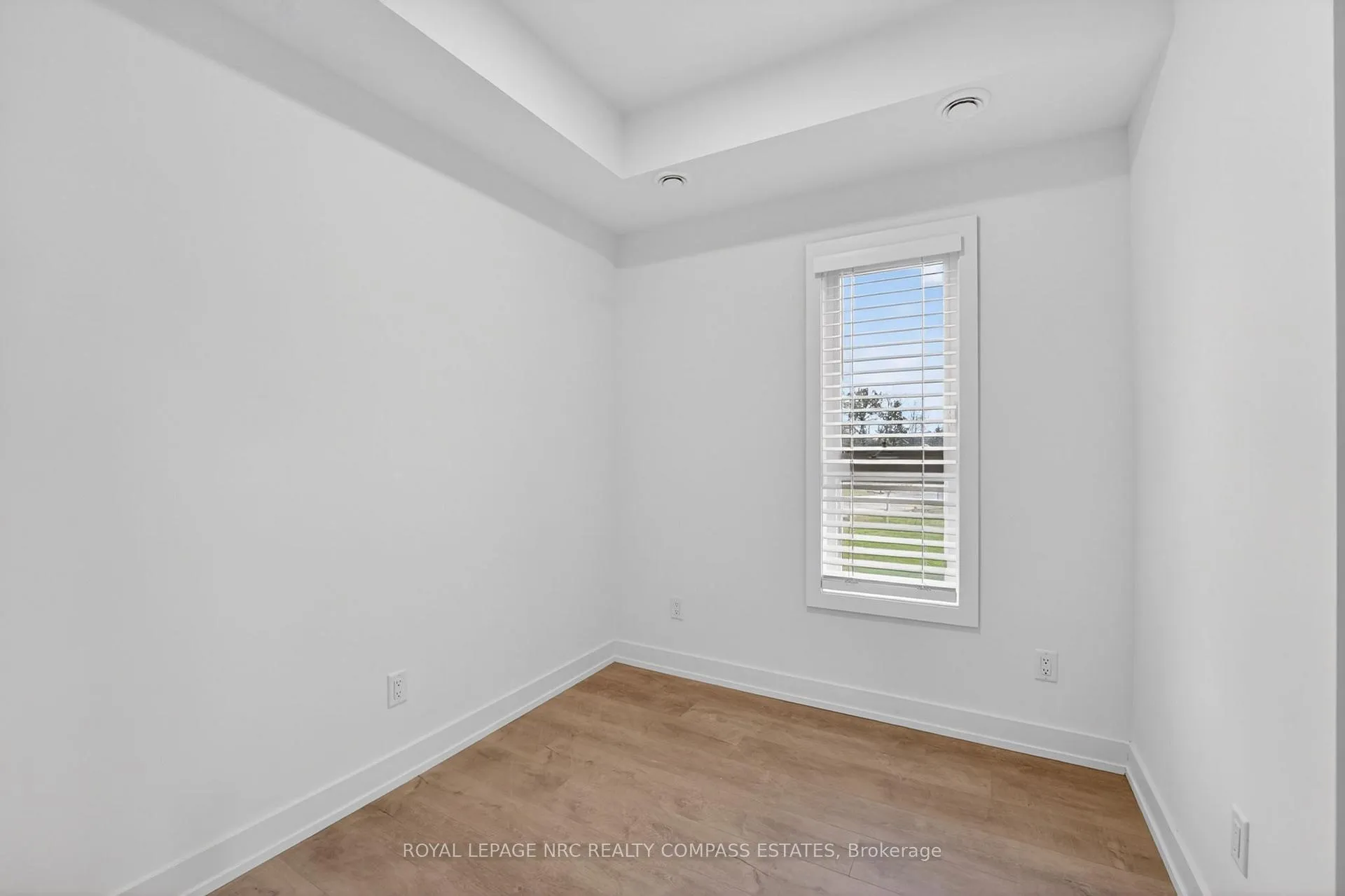 Photo 7 of Unit 201A, 16 Melbourne Avenue, St. Catharines, E. Chester — HOMEH