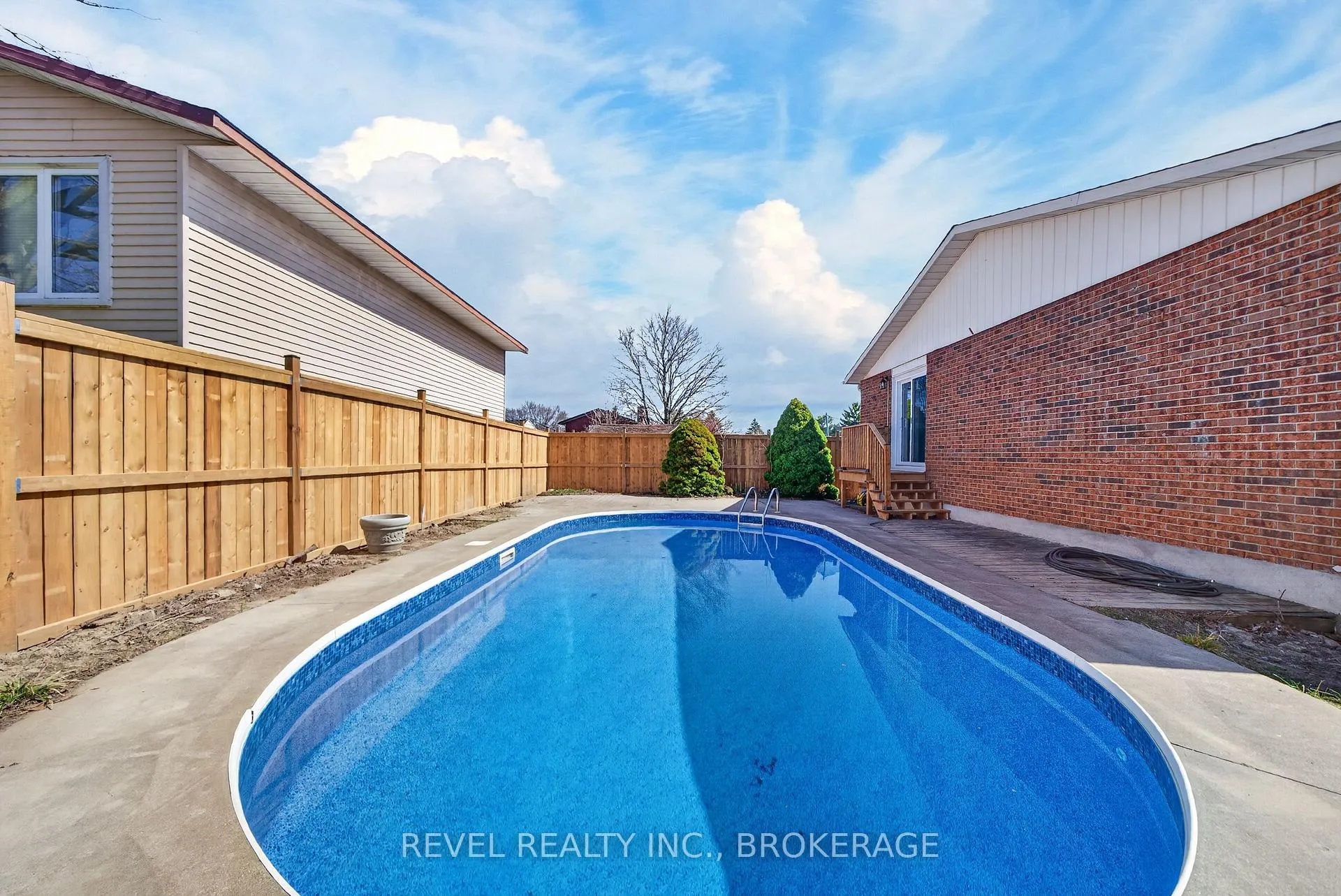 Photo 41 of 786 Milford Drive, Kingston, North of Taylor-Kidd Blvd — HOMEH