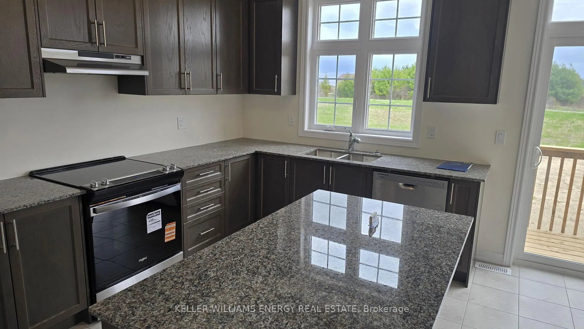 Photo 4 of 18 Blue Heron Drive, Quinte West, Sidney Ward — HOMEH