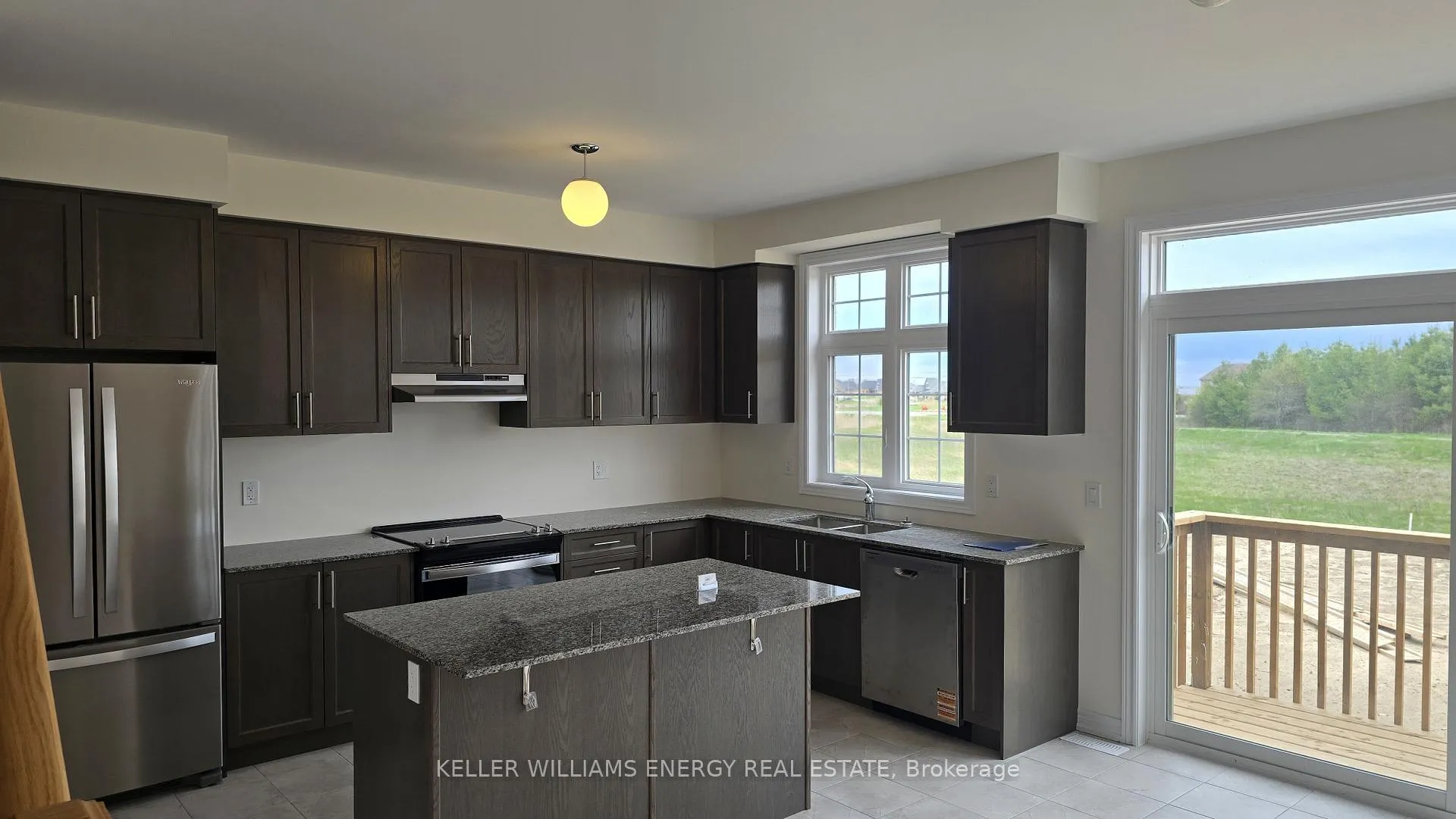 Photo 5 of 18 Blue Heron Drive, Quinte West, Sidney Ward — HOMEH