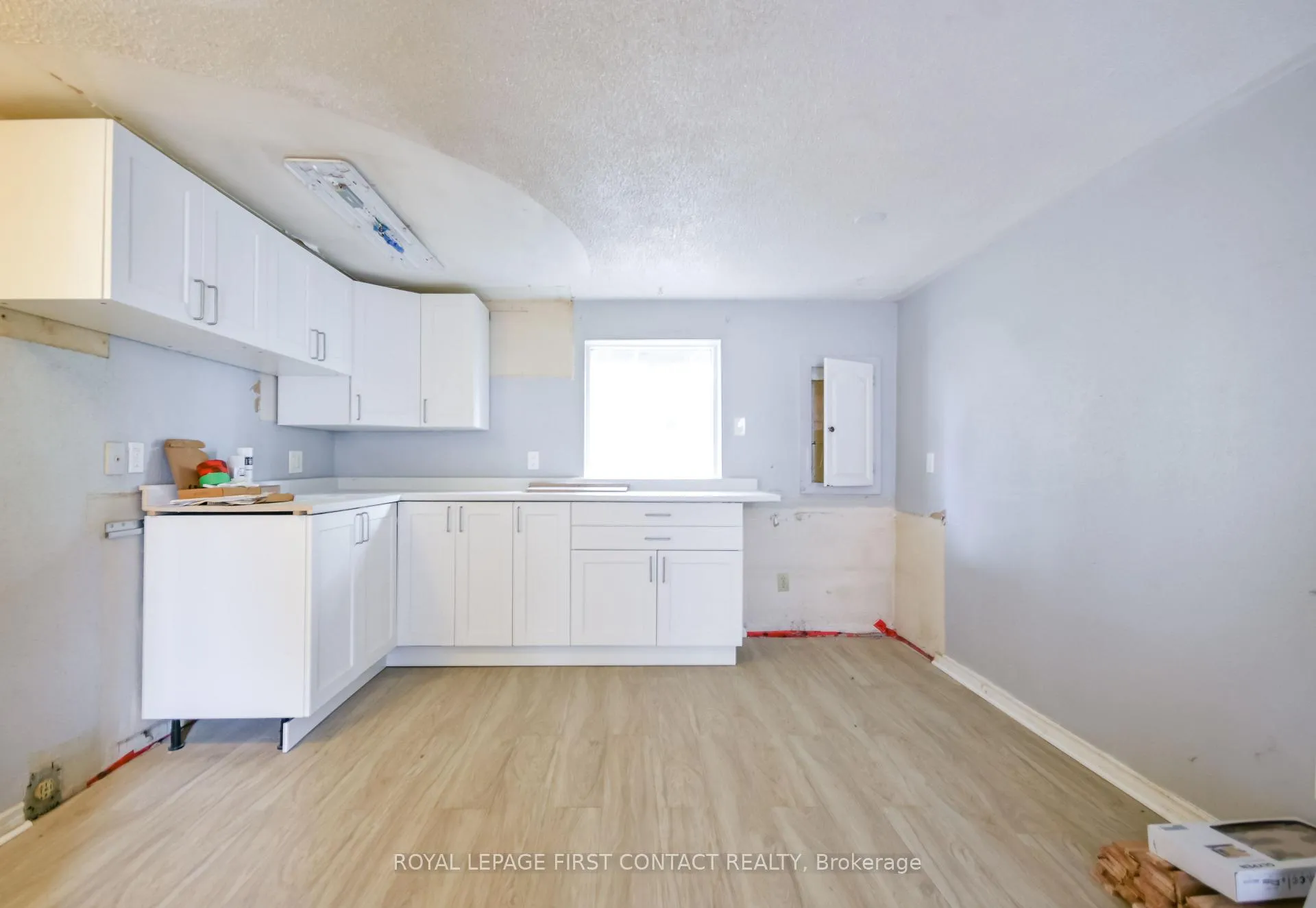 Photo 11 of 3071 Mosely Street, Wasaga Beach — HOMEH