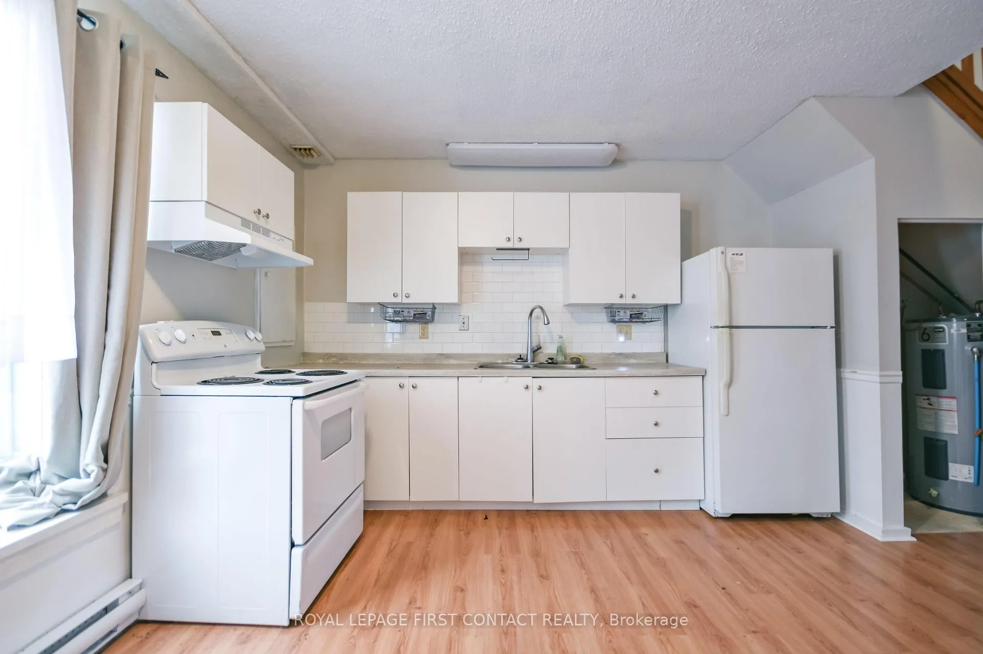 Photo 24 of 3071 Mosely Street, Wasaga Beach — HOMEH