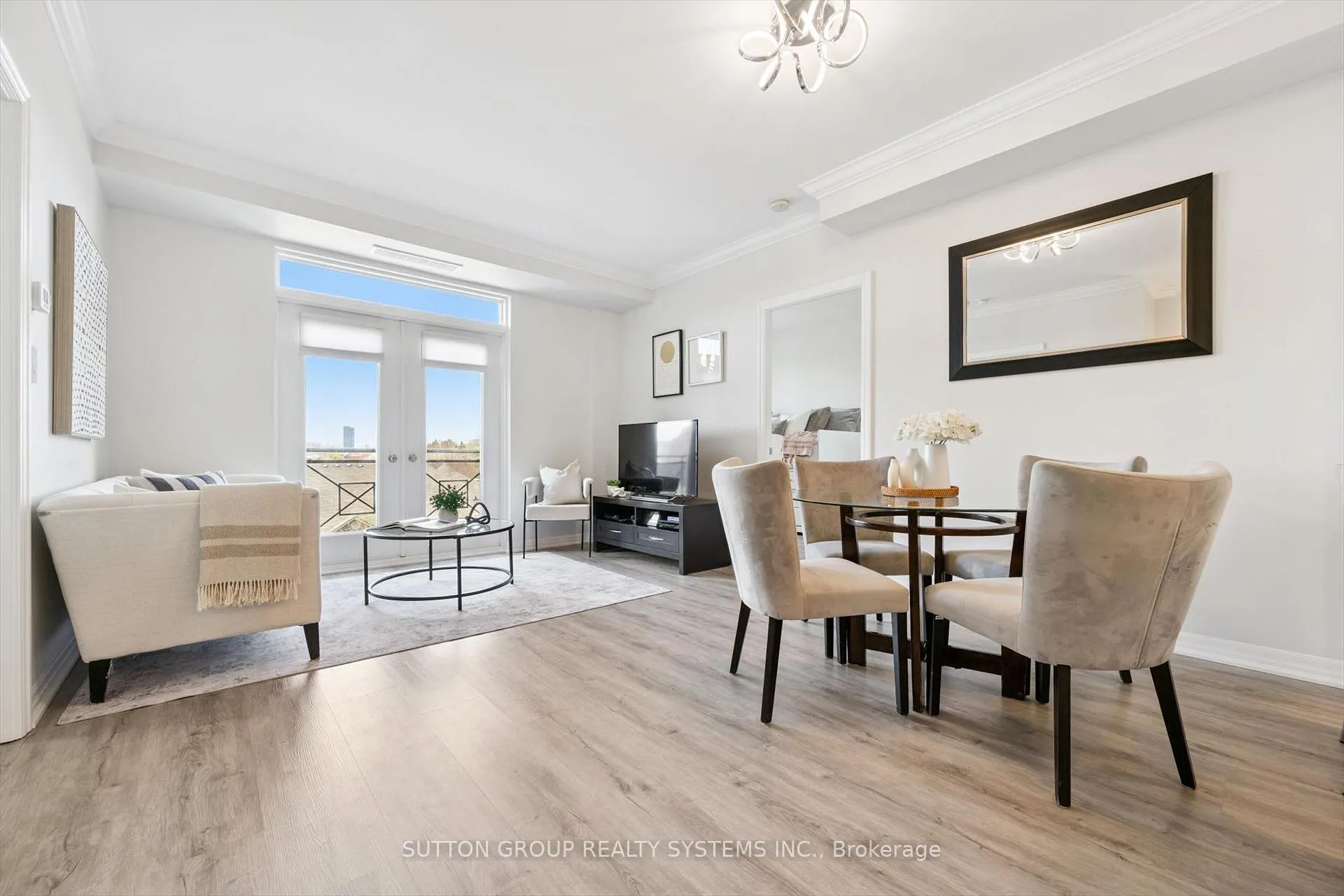 Photo 4 of Unit 505, 245 Dalesford Road, Etobicoke, Stonegate-Queensway — HOMEH