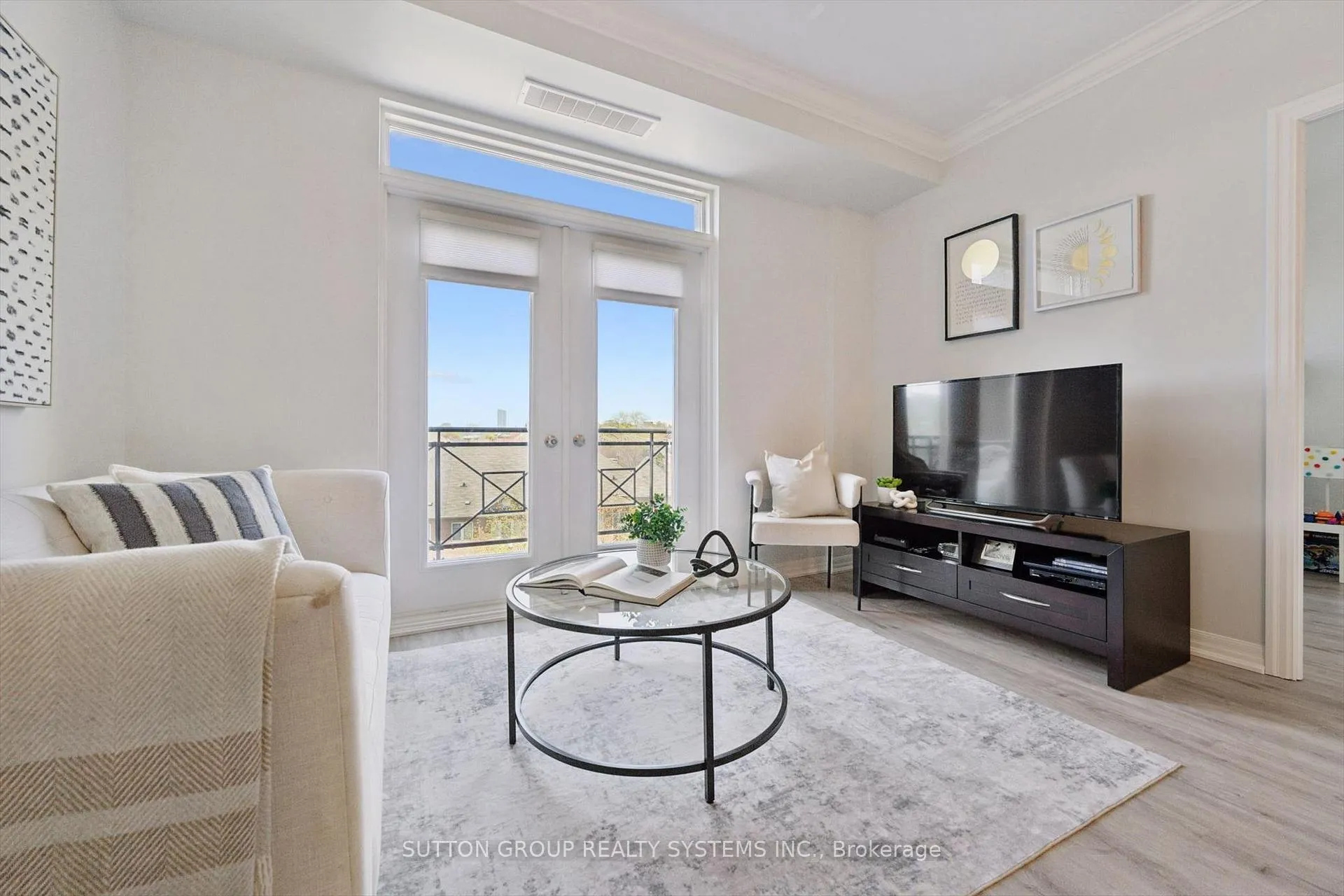 Photo 9 of Unit 505, 245 Dalesford Road, Etobicoke, Stonegate-Queensway — HOMEH