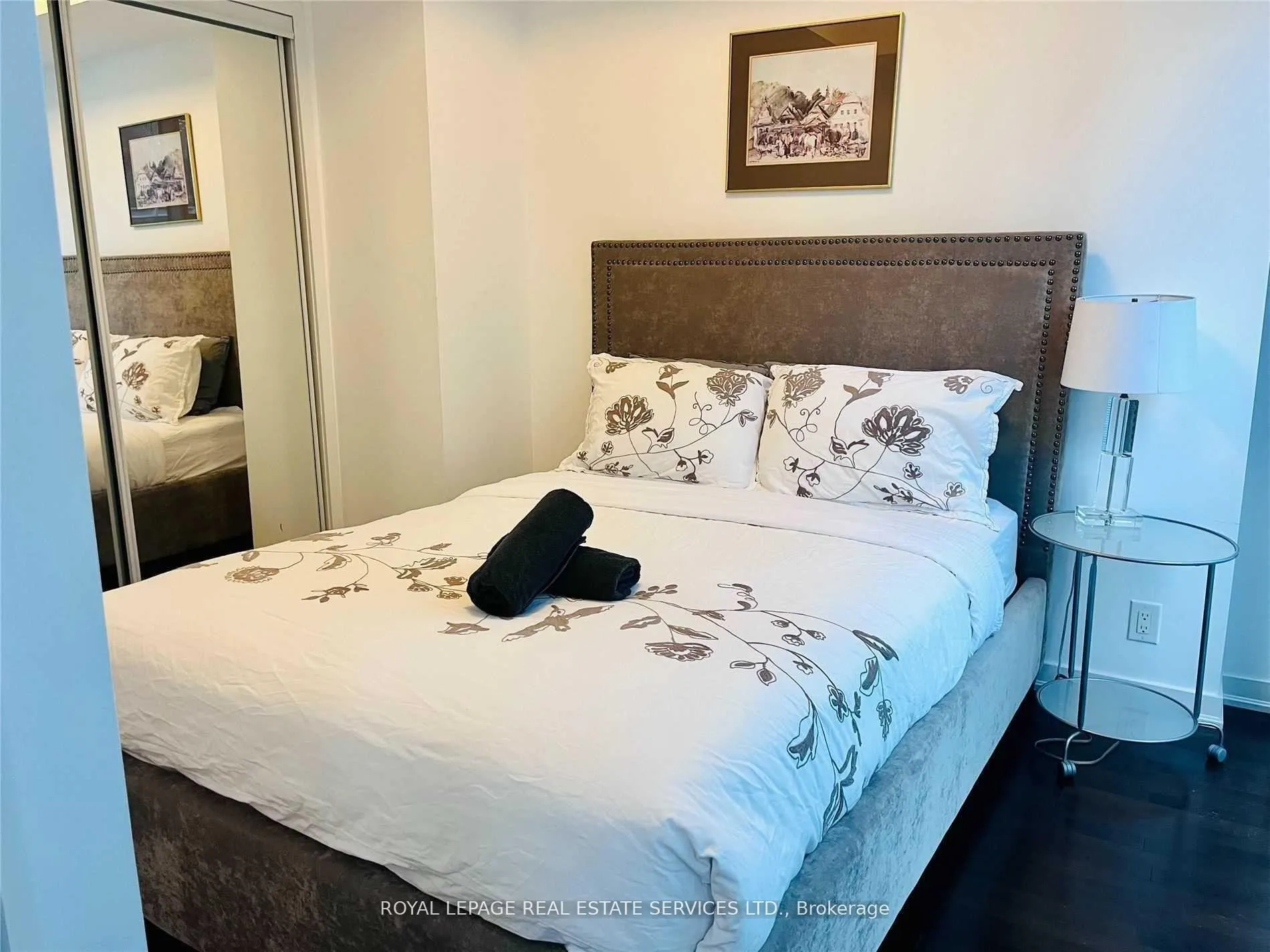 Photo 11 of Unit 1909, 14 York Street E, Toronto, Waterfront Communities — HOMEH