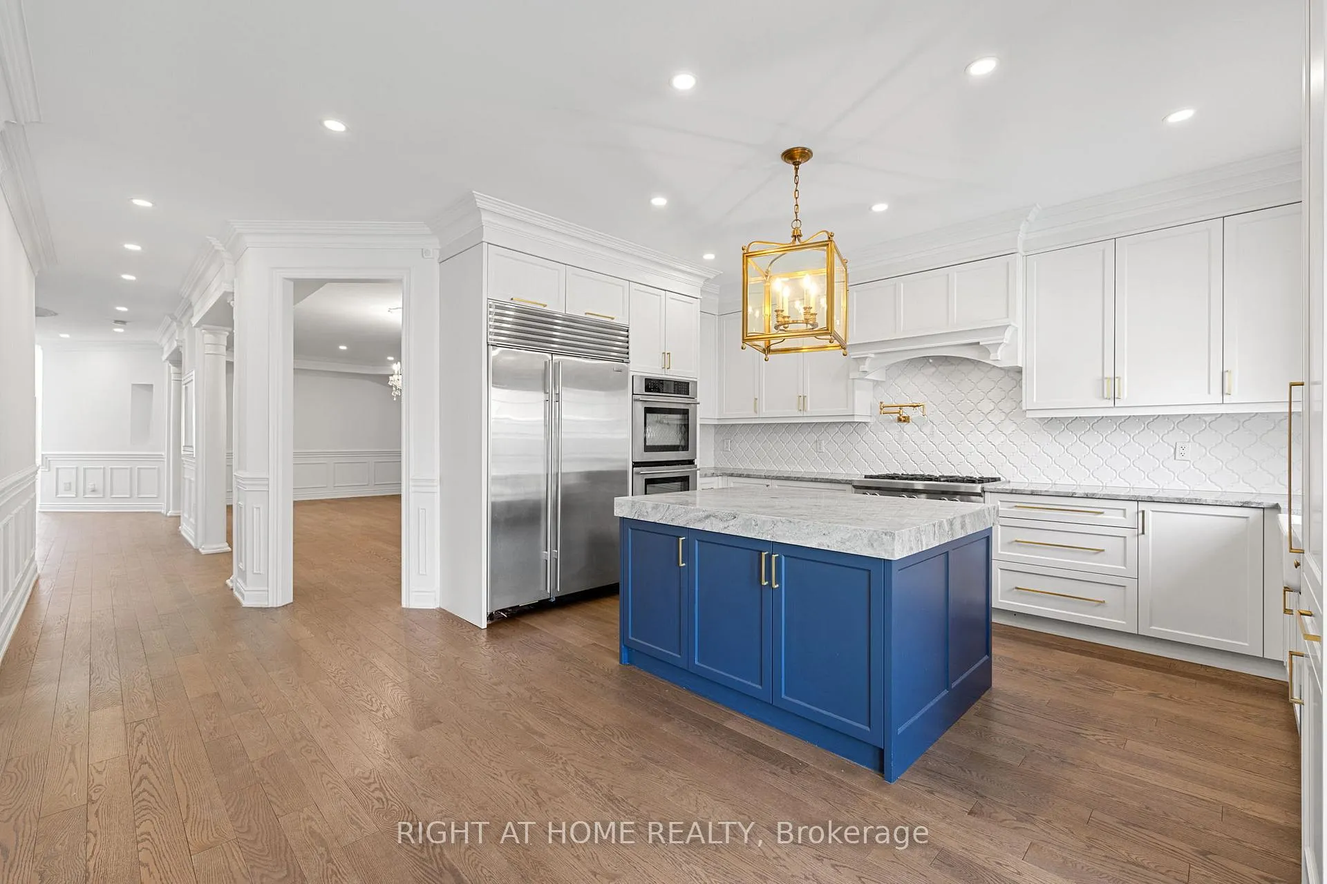 Photo 14 of 116 Knightshade Drive, Vaughan, Patterson — HOMEH