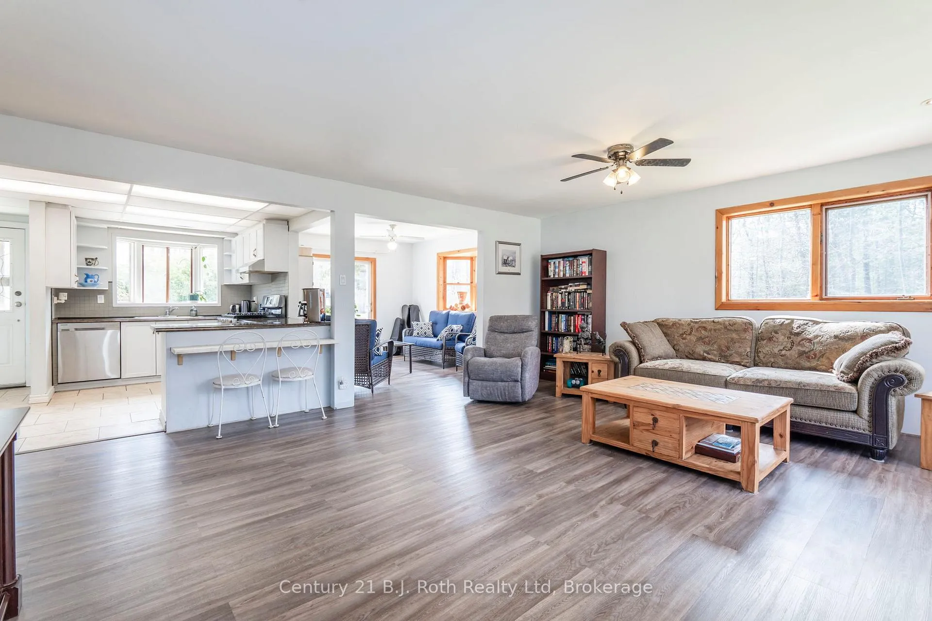 Photo 17 of 3 Celestine Court, Tiny, Rural Tiny — HOMEH